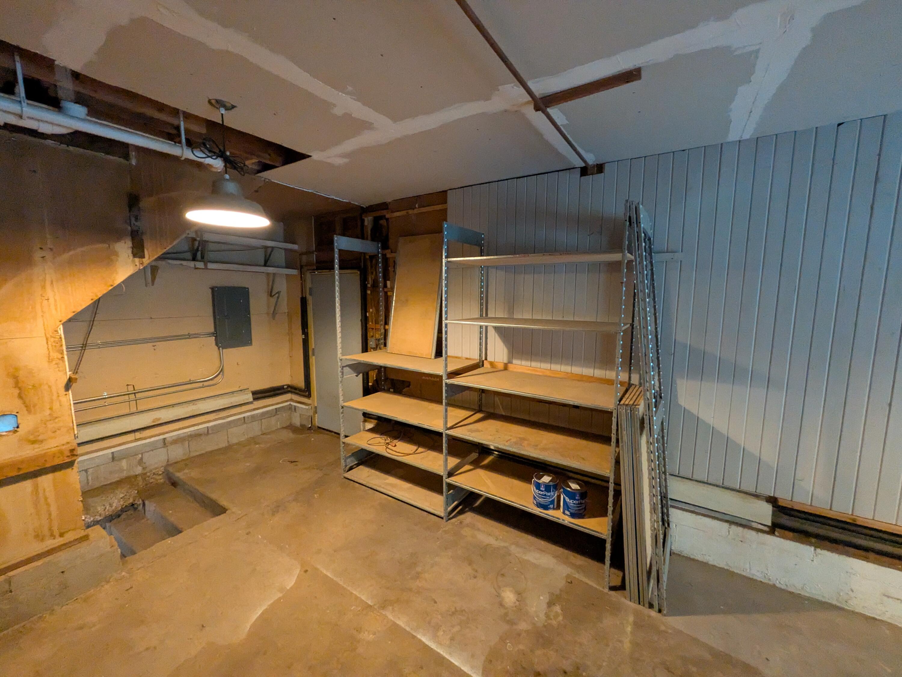 400 S Liberty Street, Hobart, IN 46342; Image #21