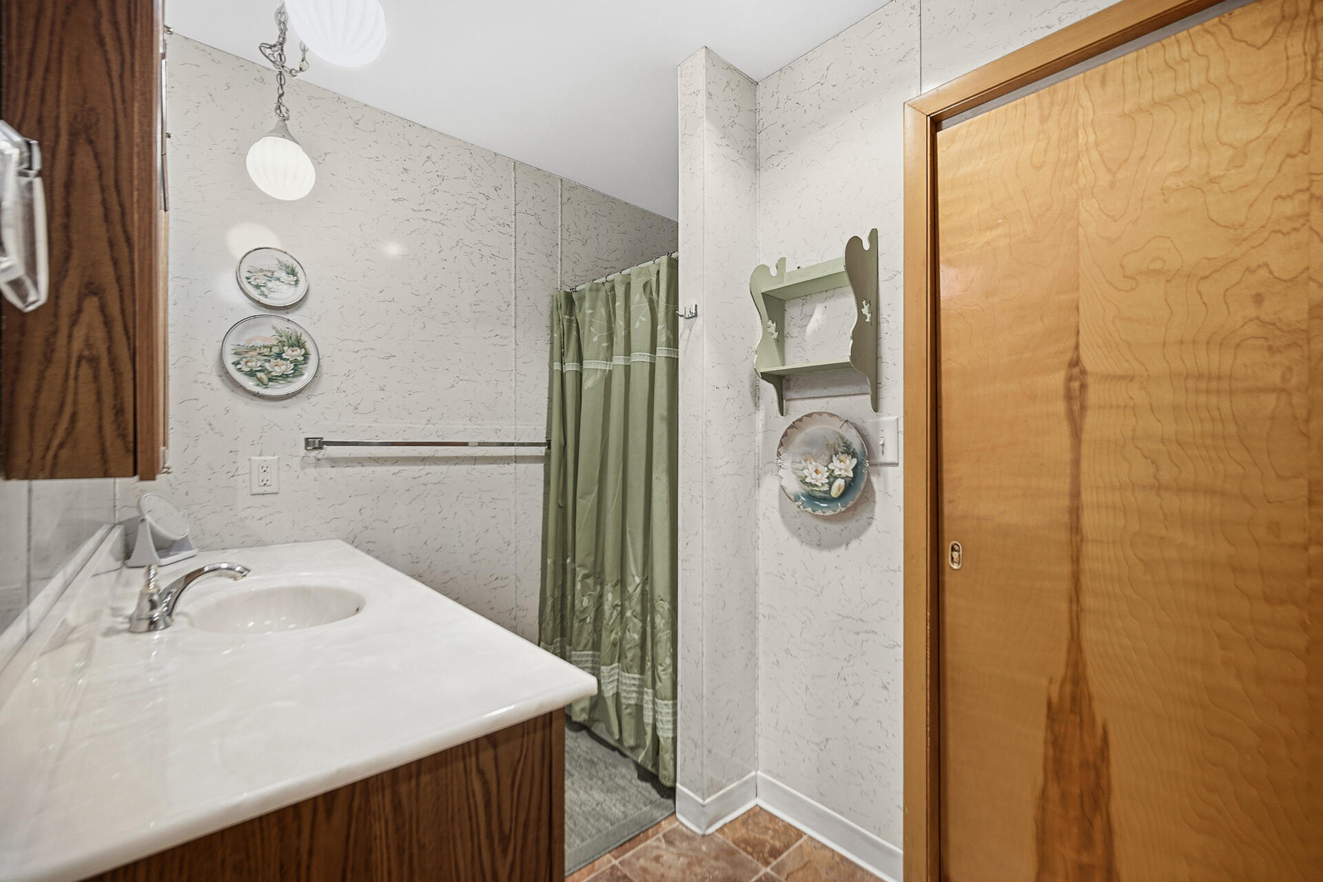 402 Schricker Avenue, North Judson, IN 46366; Image #21