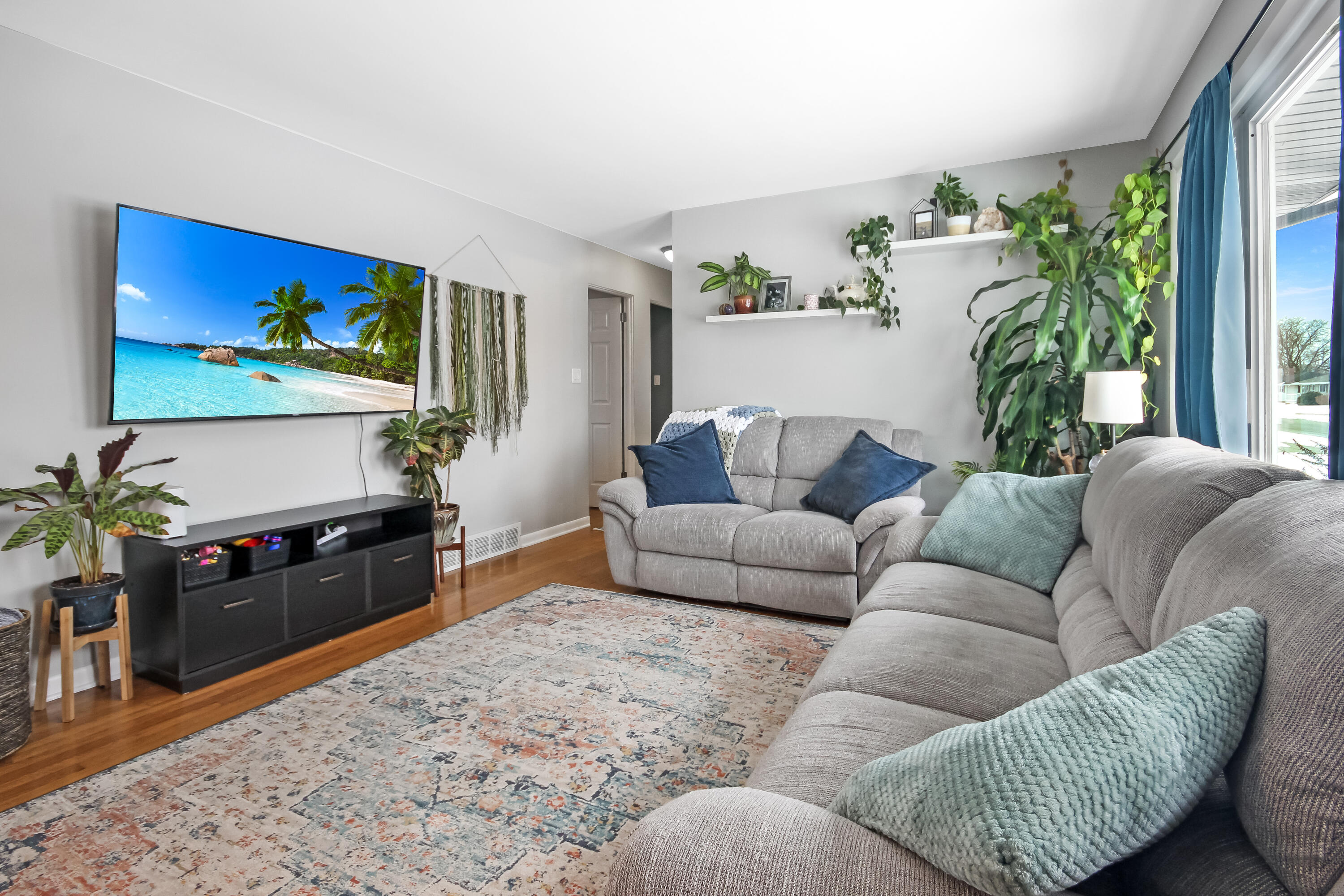 9347 O’day Drive, Highland, IN 46322; Image #6