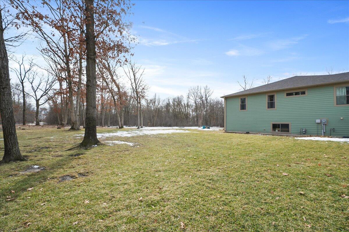 8183 Old Oak Drive, DeMotte, IN 46310; Image #53