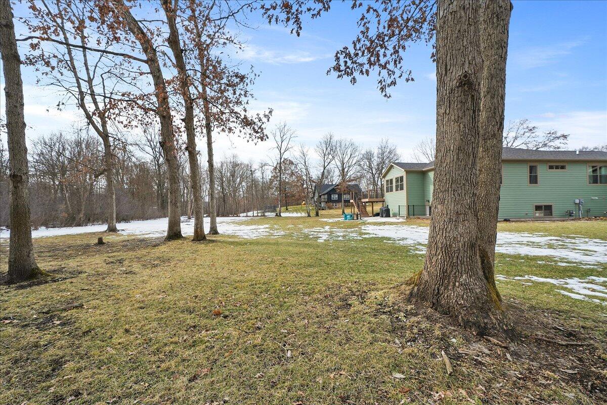 8183 Old Oak Drive, DeMotte, IN 46310; Image #54