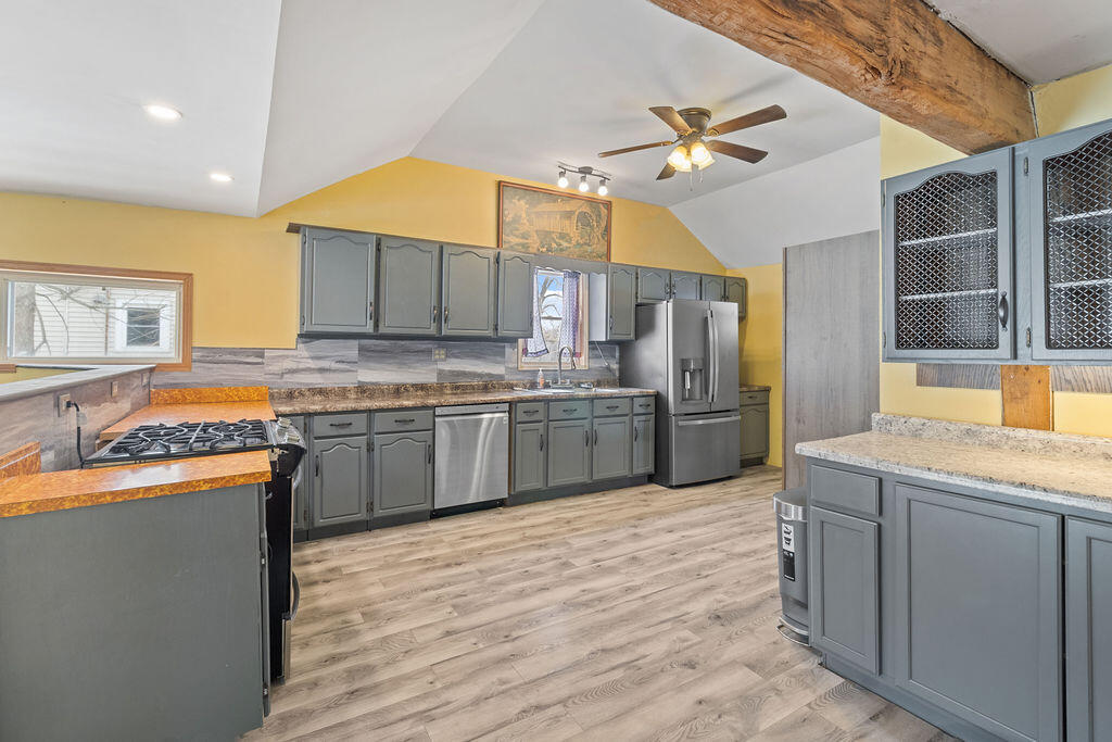 214 Woodlawn Avenue, Chesterton, IN 46304; Image #9