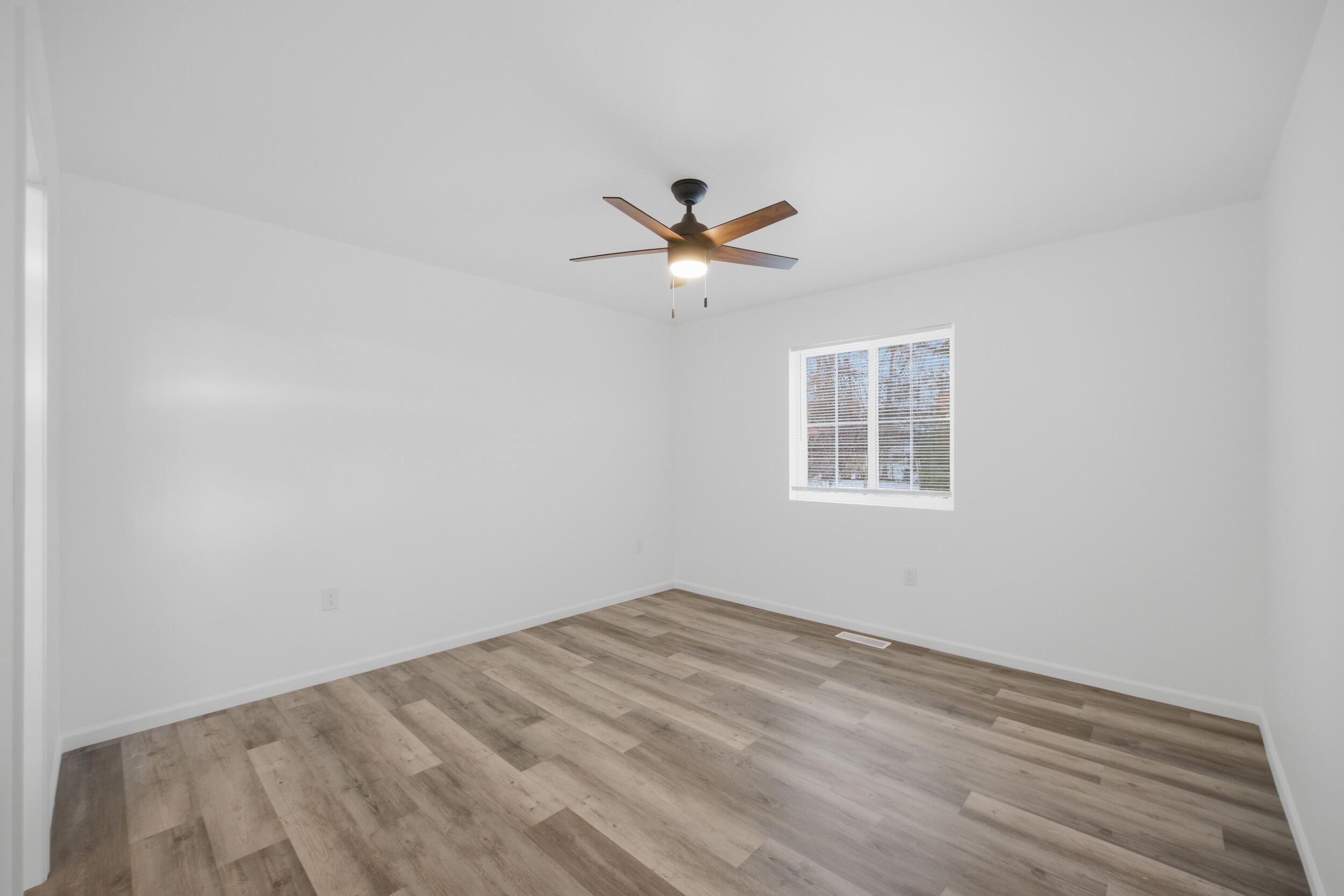 2154 In-39, Winamac, IN 46996; Image #22