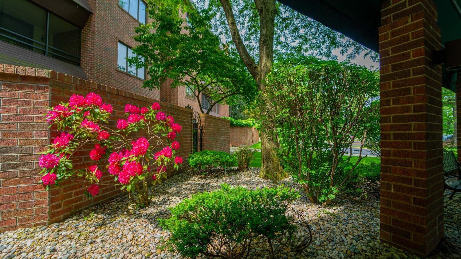 910 Ridge Road, Munster, IN #405, 46321; Image #2