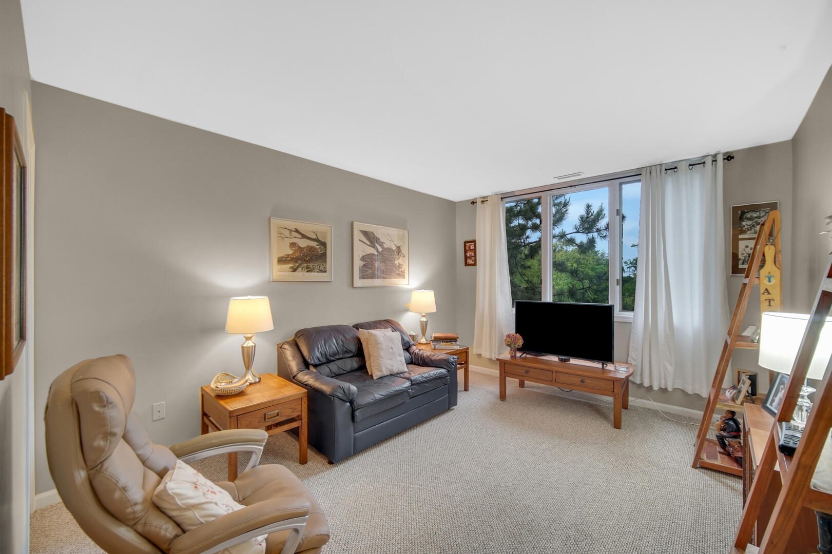 910 Ridge Road, Munster, IN #405, 46321; Image #21