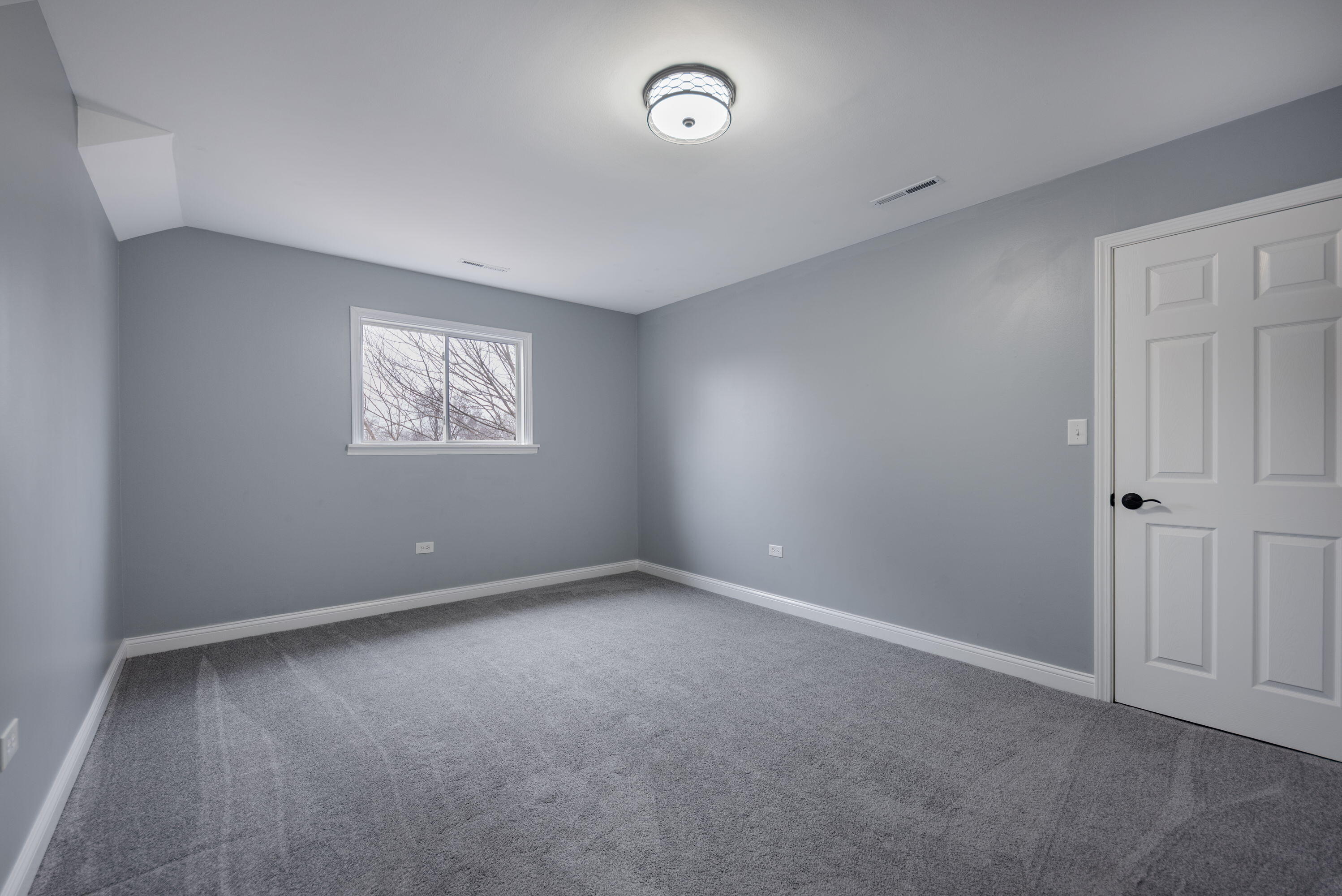 7944 Harrison Avenue, Munster, IN 46321; Image #14