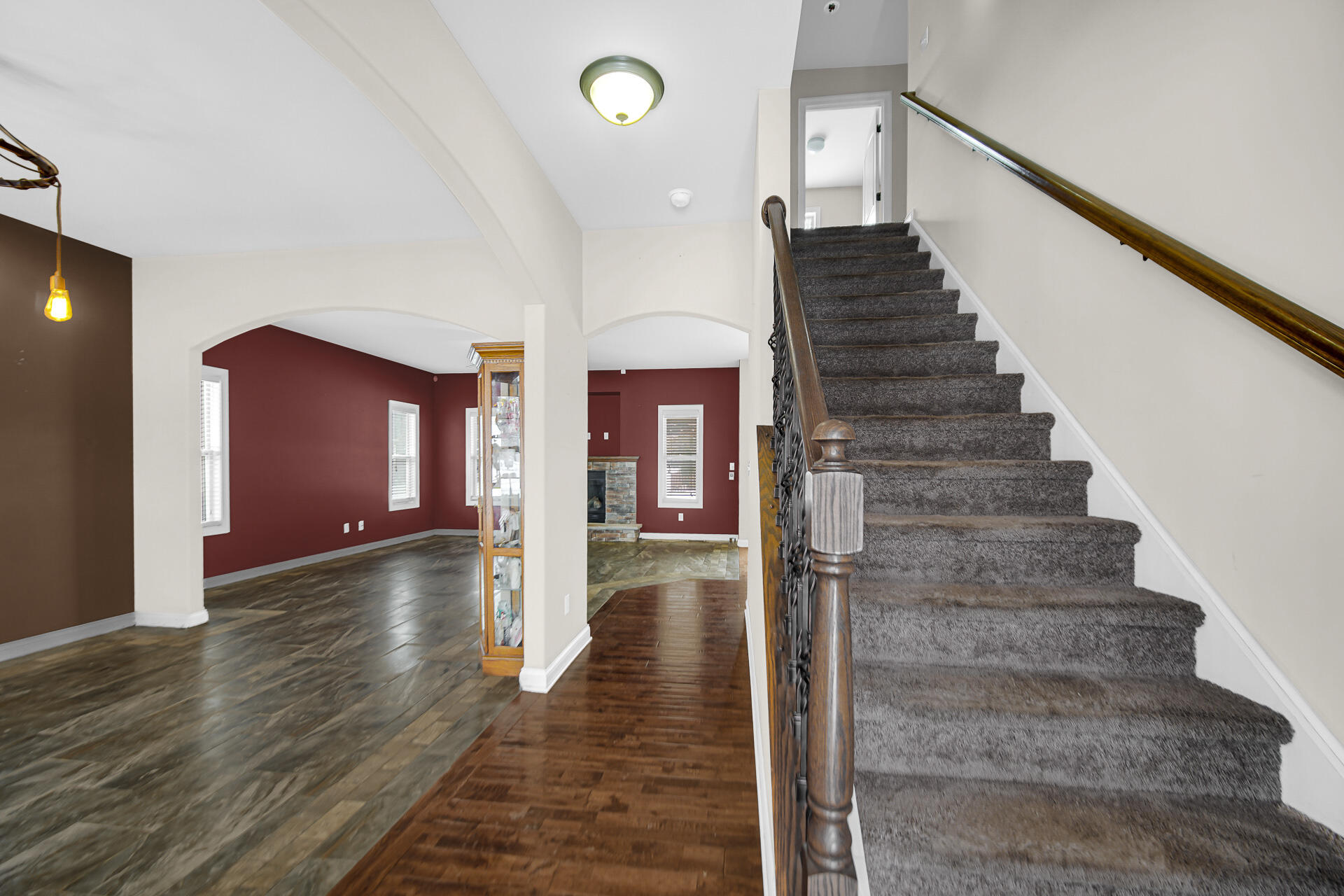 8 W Shakespeare Drive, Valparaiso, IN 46385; Image #11