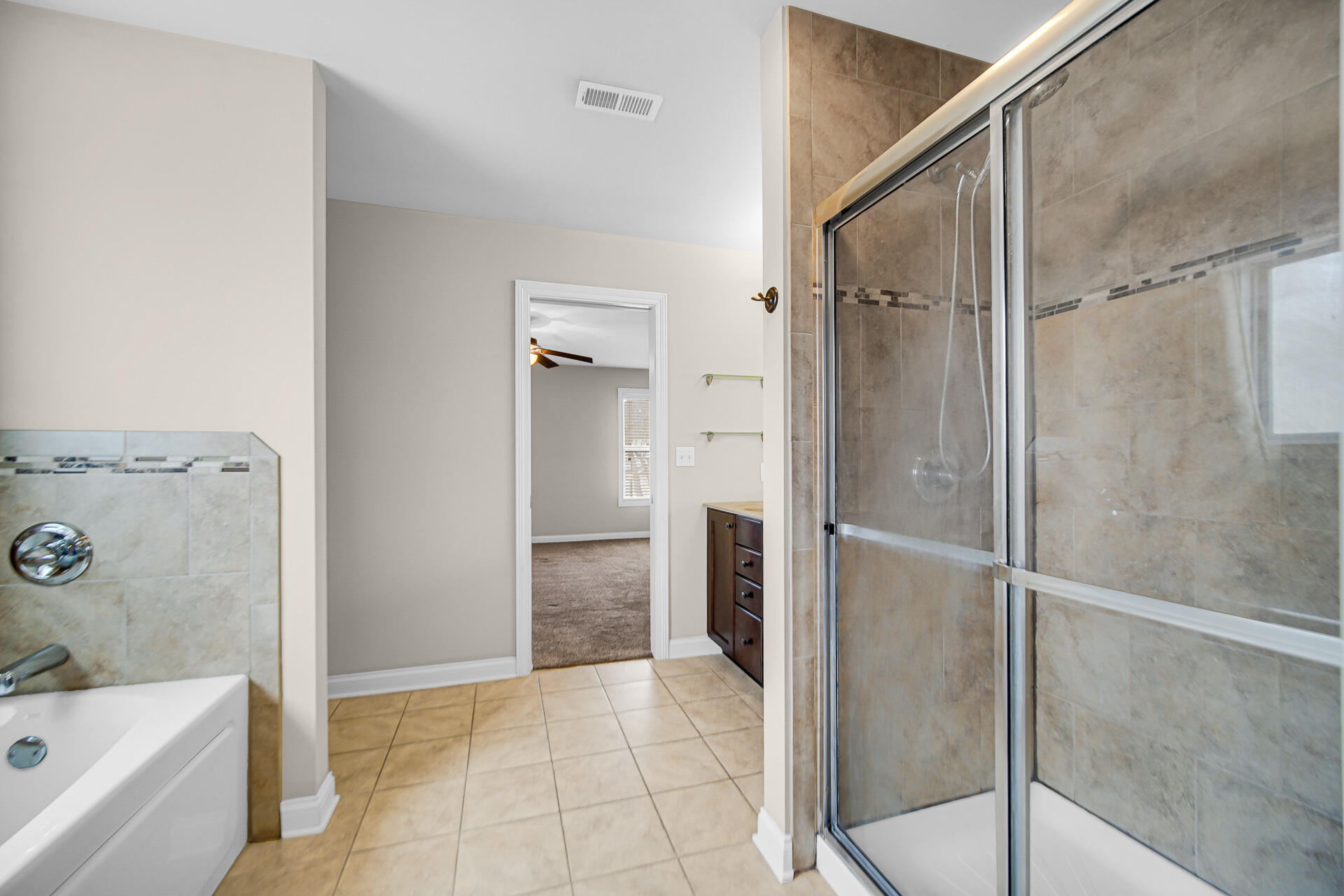 8 W Shakespeare Drive, Valparaiso, IN 46385; Image #20