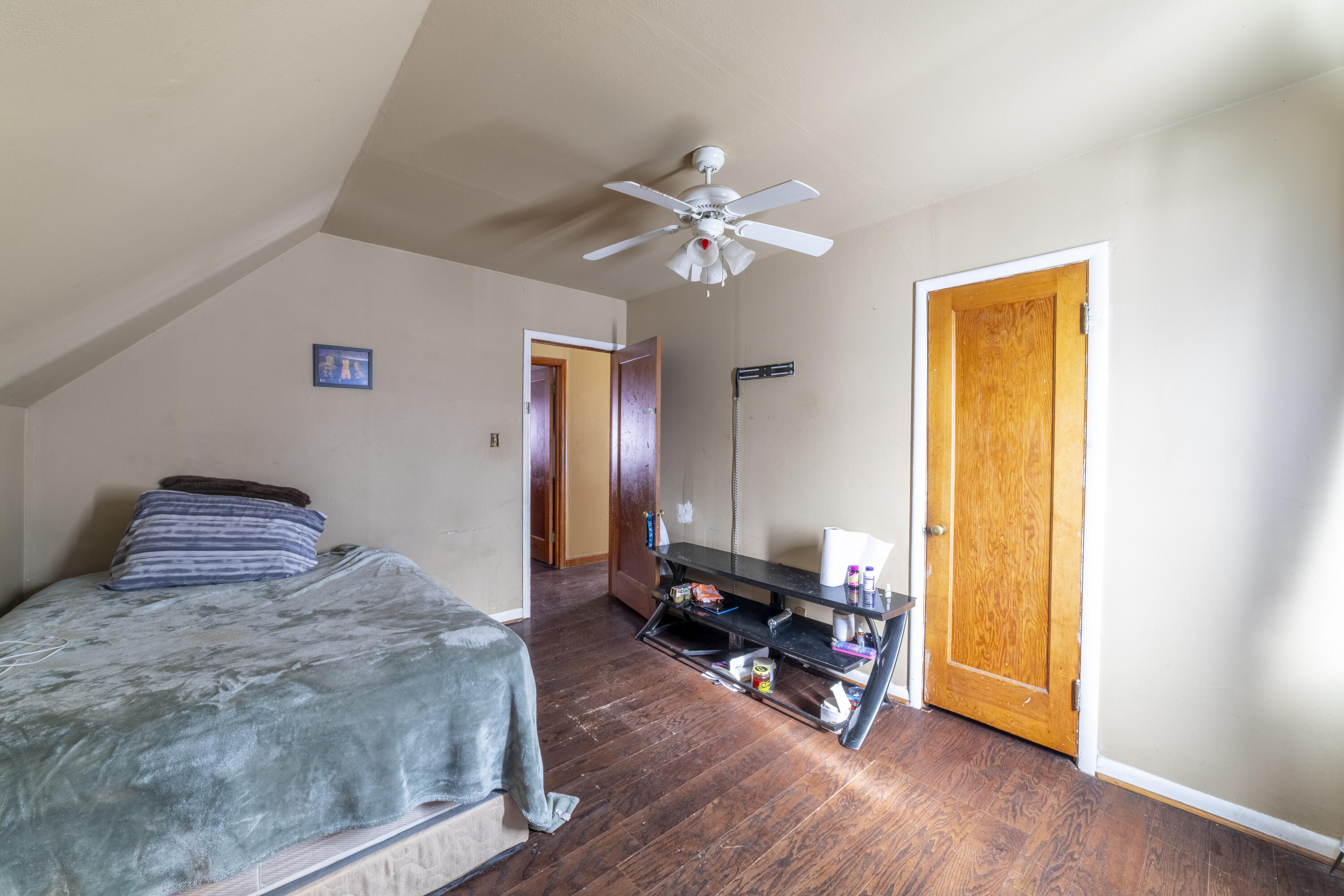 132 Hendricks Street, Michigan City, IN 46360; Image #13