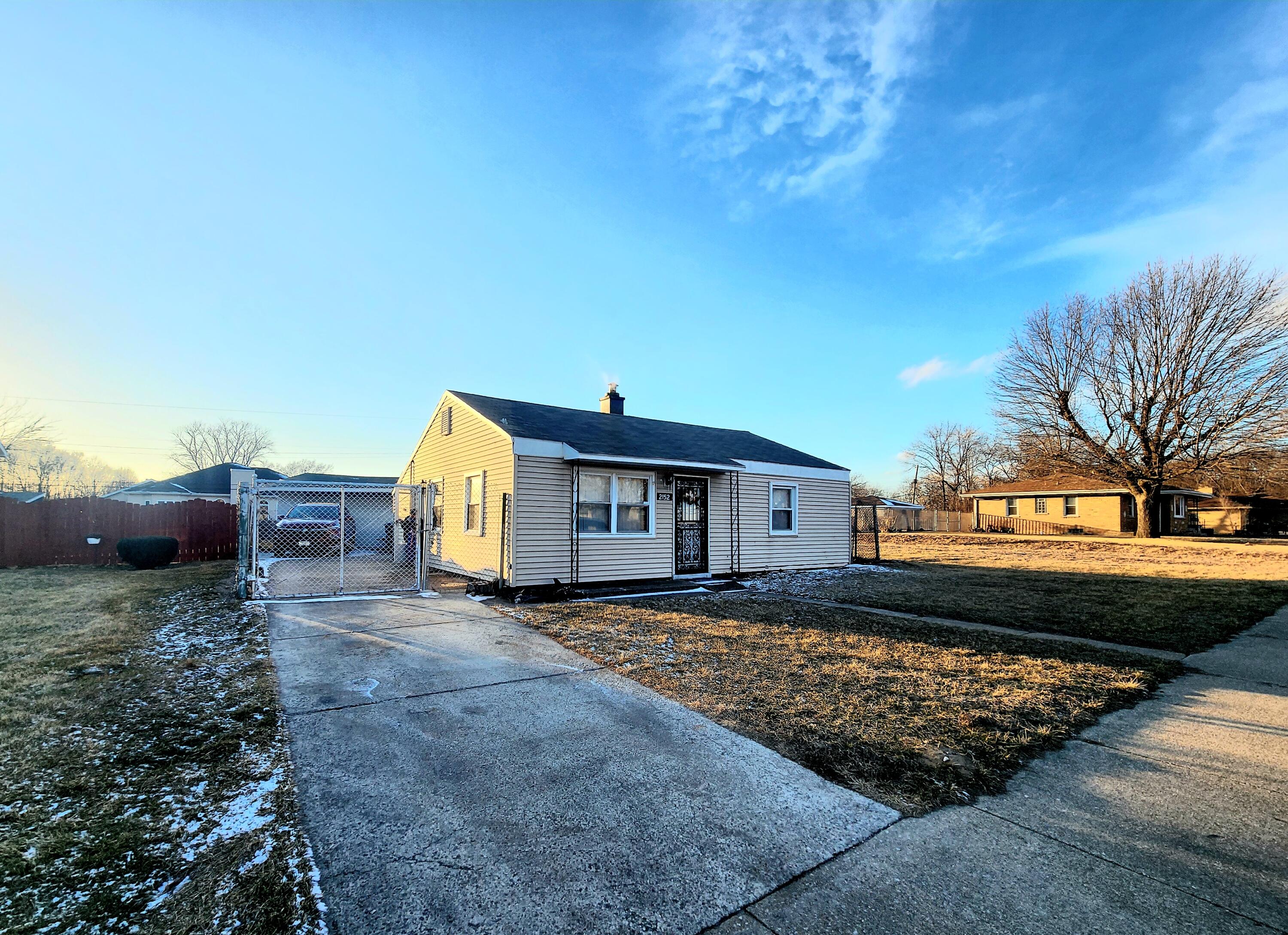 2152 Marshall Place, Gary, IN 46404; Image #3