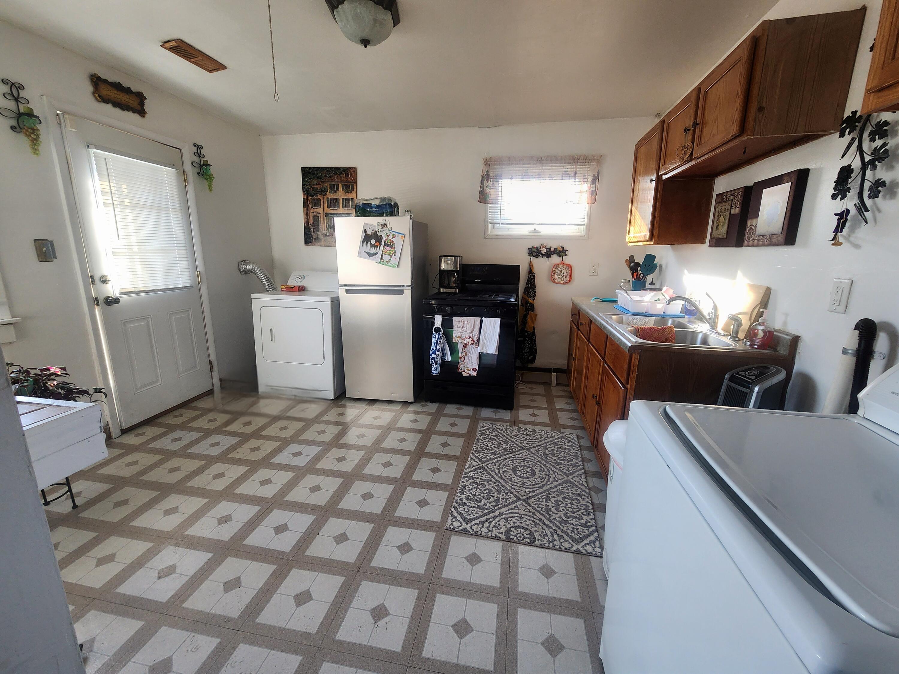 2152 Marshall Place, Gary, IN 46404; Image #5