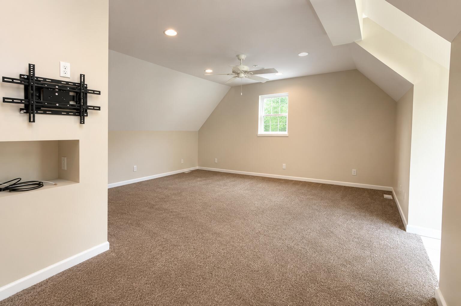 2688 N Goldring Road, La Porte, IN 46350; Image #45