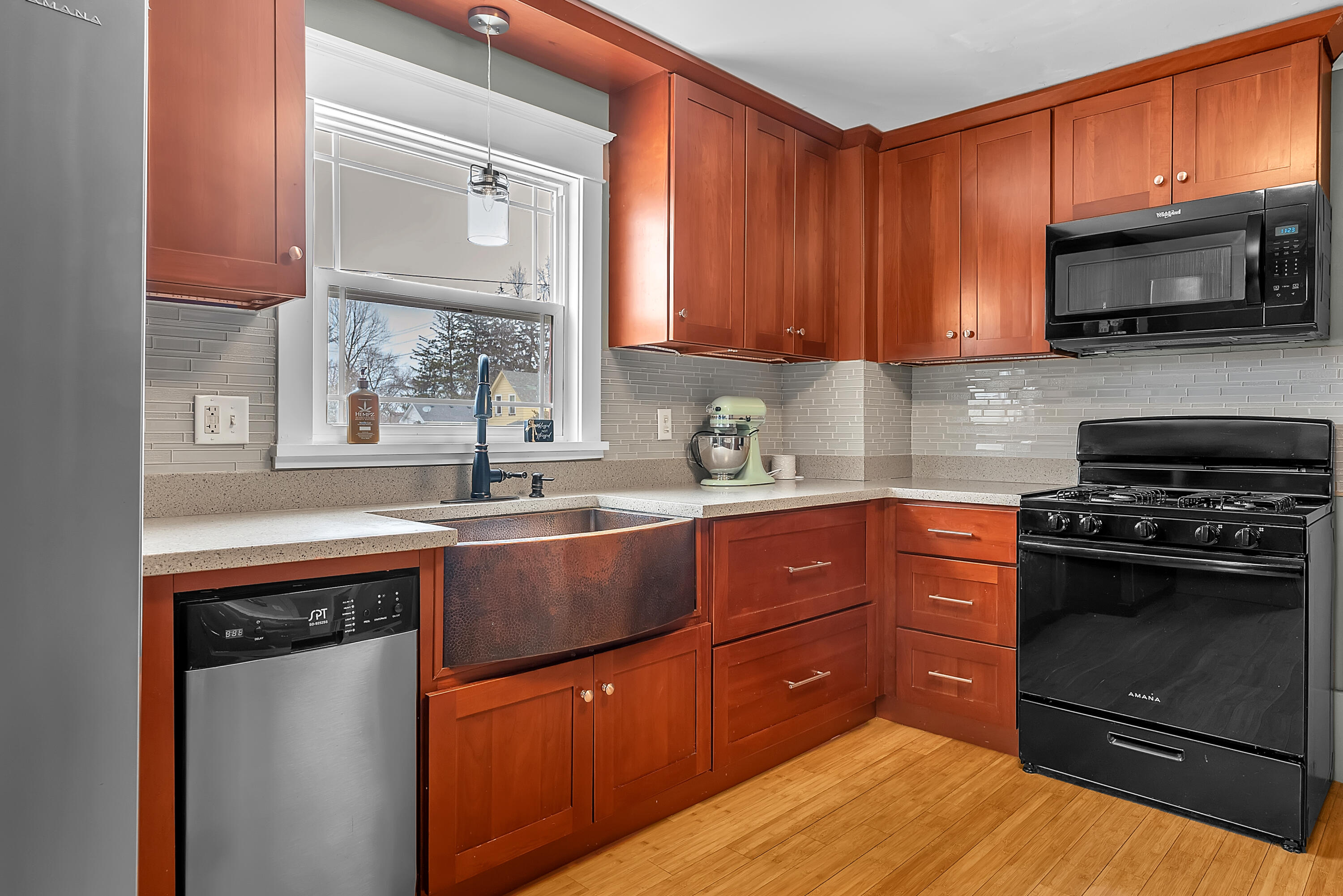 14 N Michigan Street, La Crosse, IN 46348; Image #10