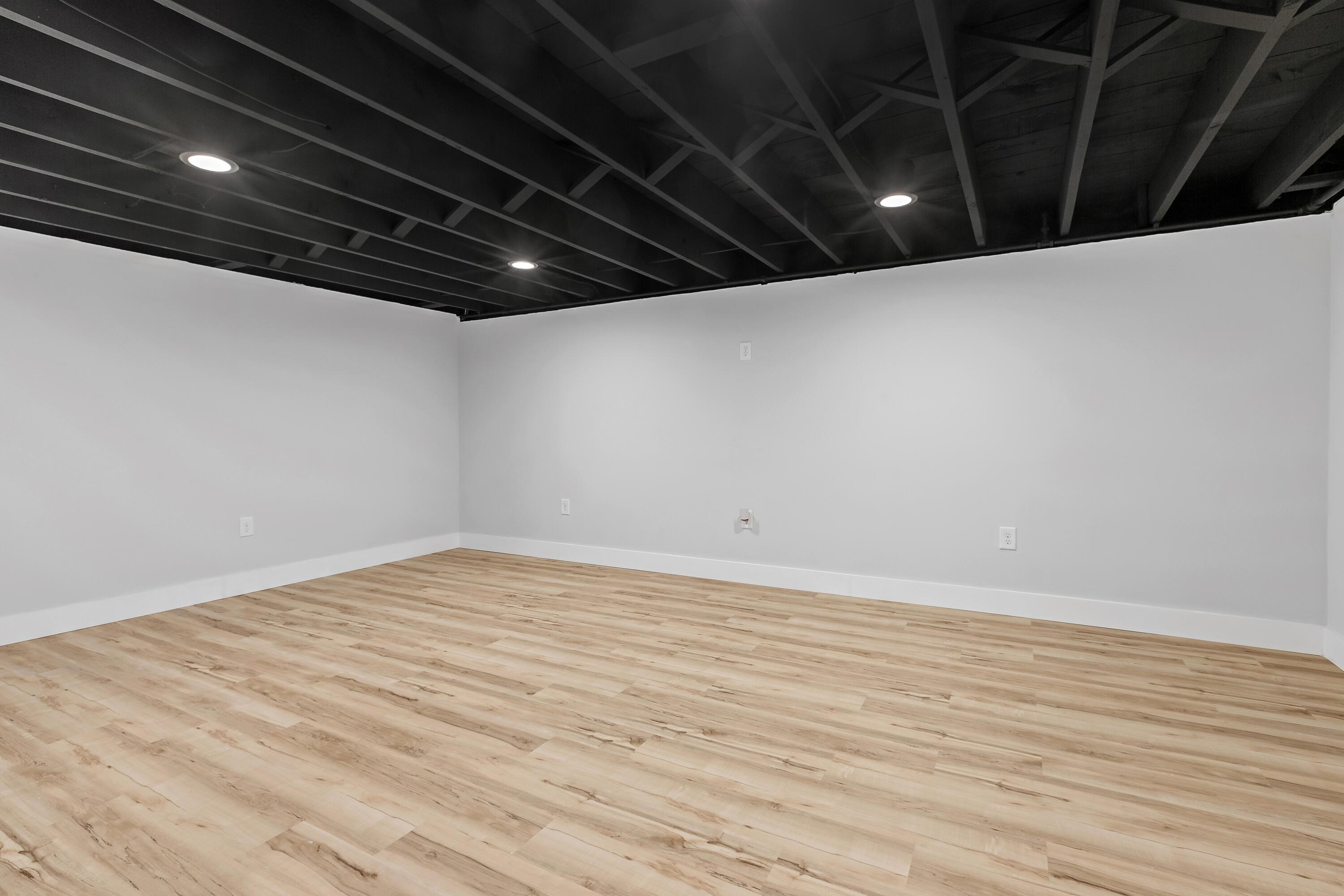 3007 Maple Street, Michigan City, IN 46360; Image #14