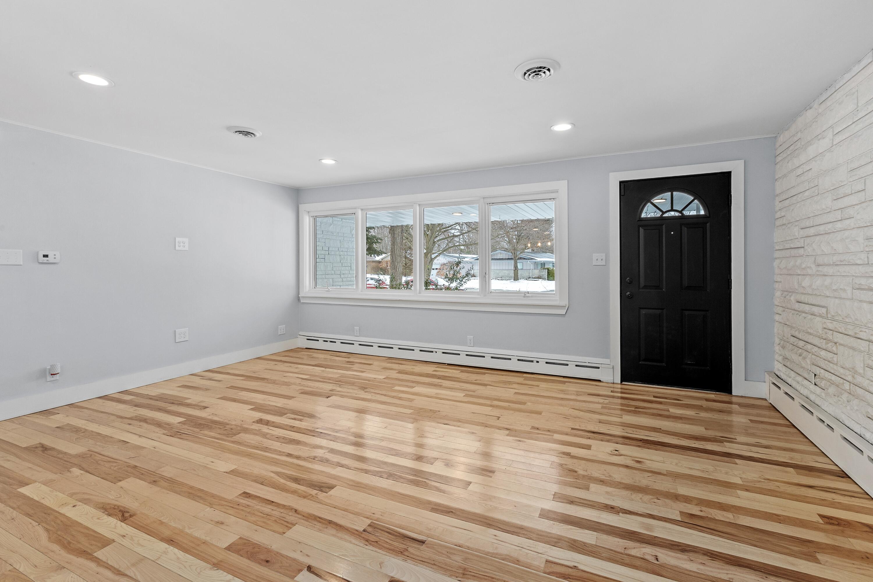3007 Maple Street, Michigan City, IN 46360; Image #2
