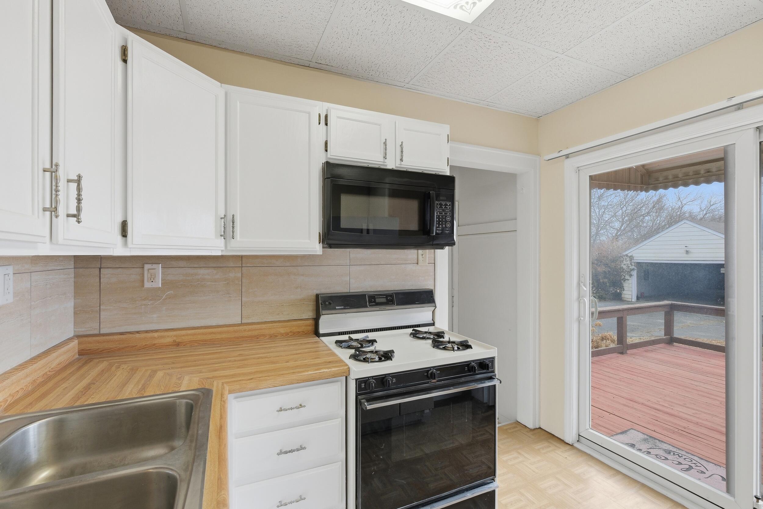 2418 Ridge Road, Highland, IN 46322; Image #19