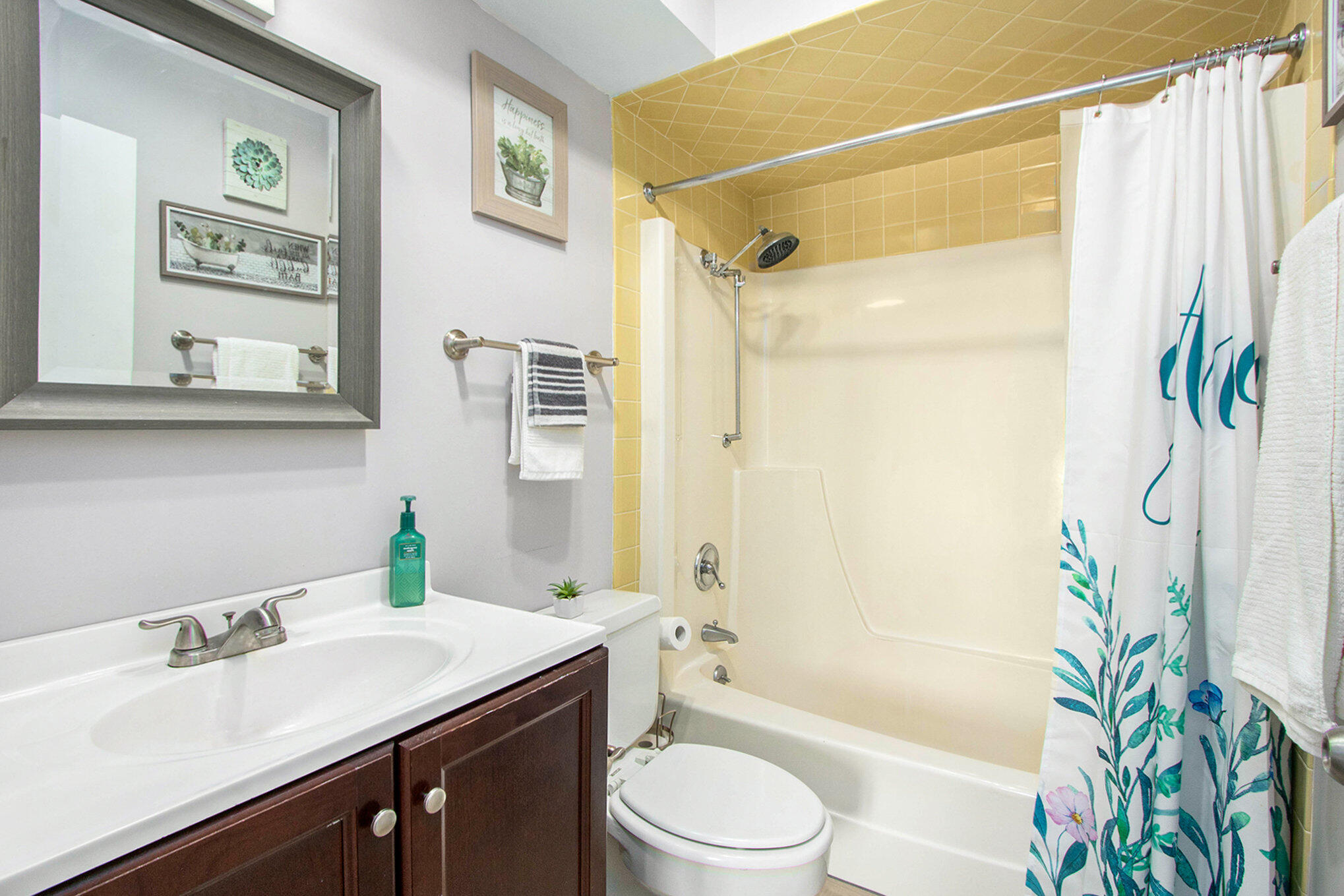 2305 Martha Street, Highland, IN #D2, 46322; Image #12