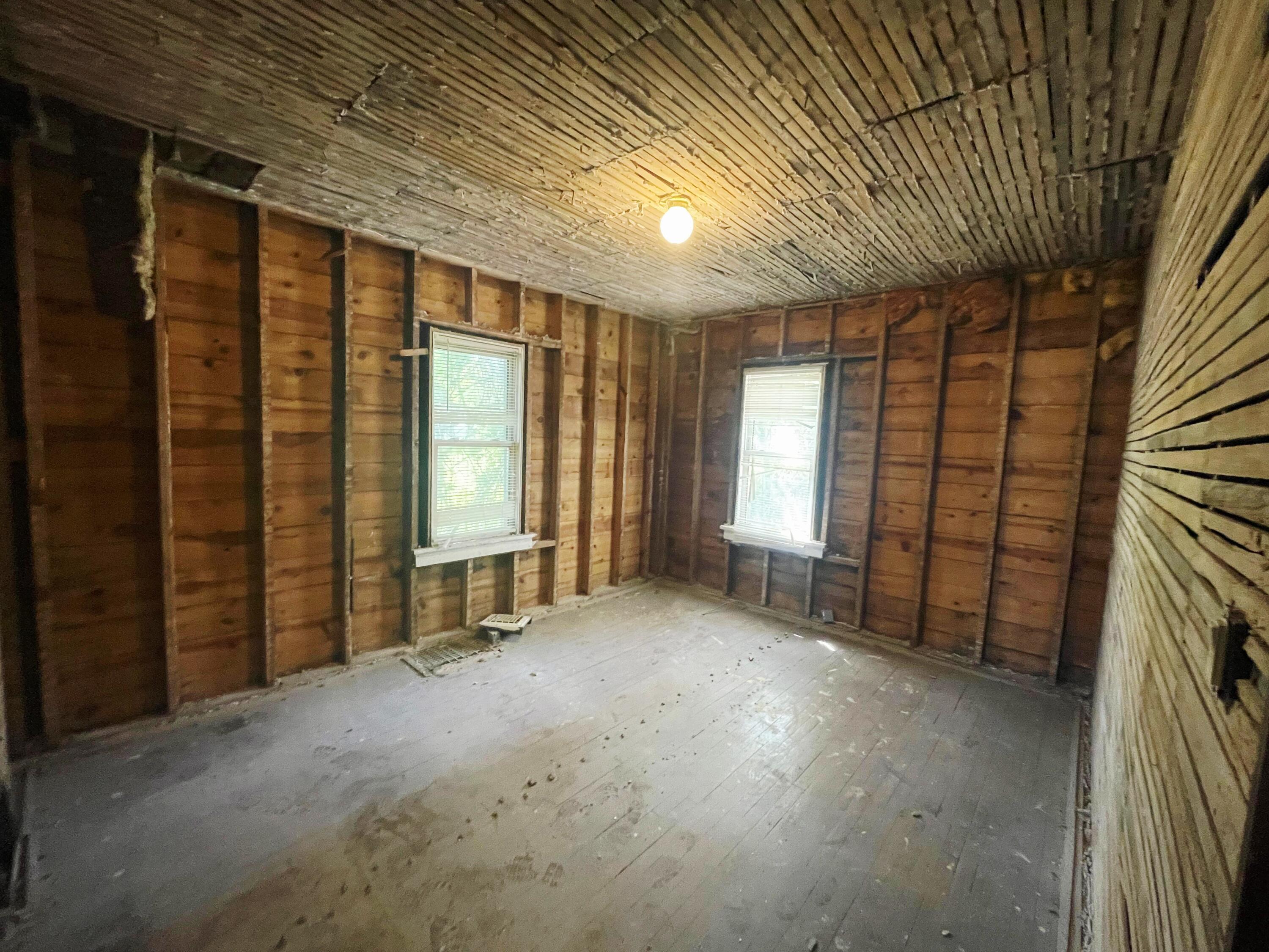 519 Union Street, Michigan City, IN 46360; Image #7