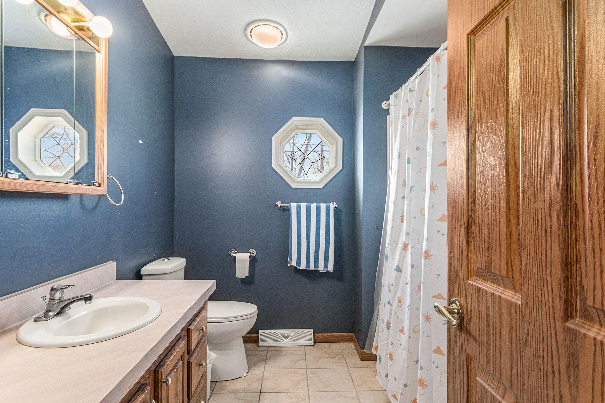 33 S 600 W, Hebron, IN 46341; Image #21
