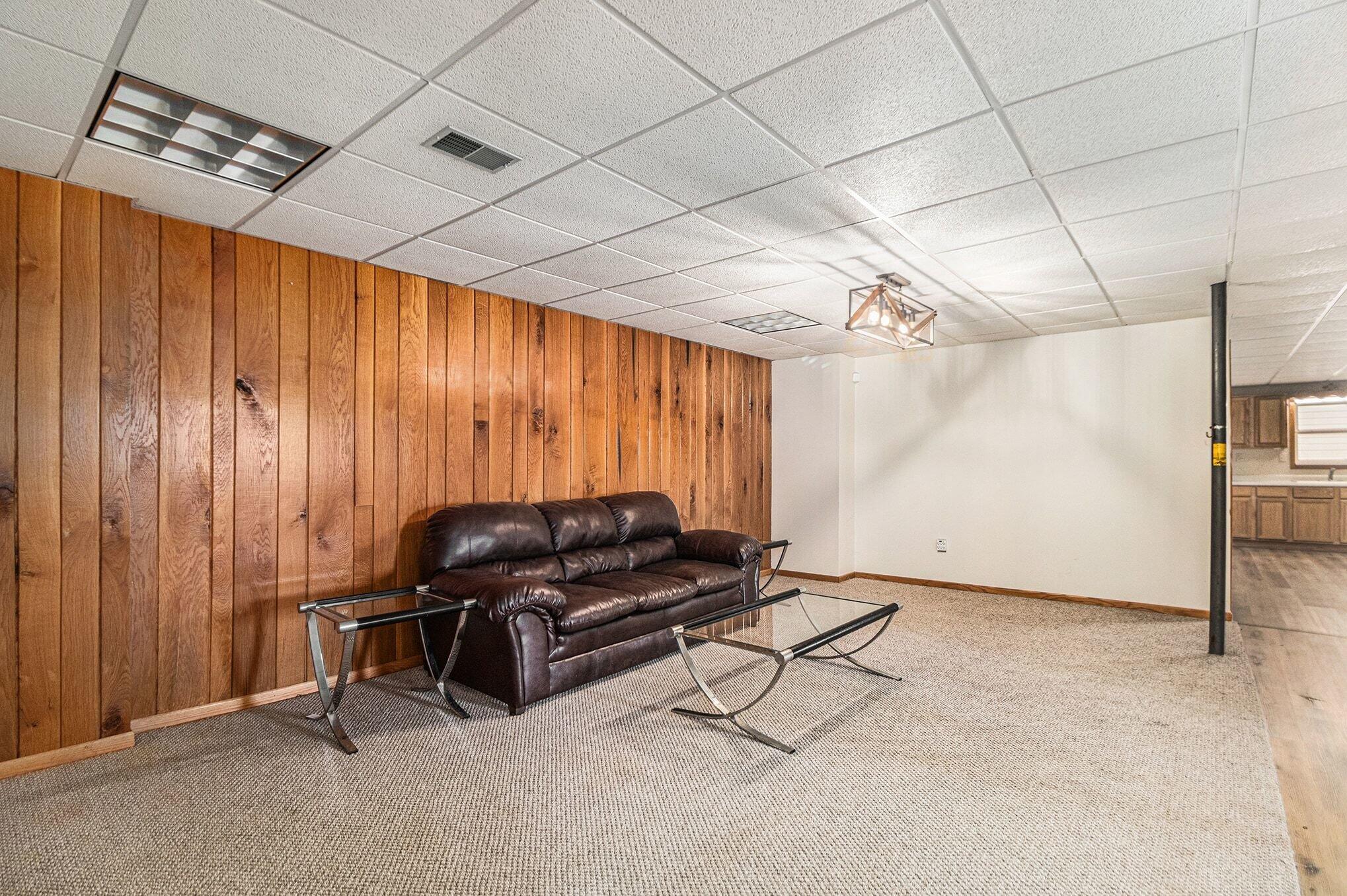 33 S 600 W, Hebron, IN 46341; Image #23