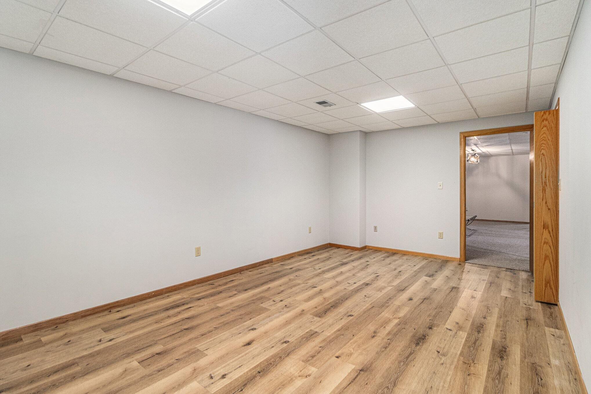 33 S 600 W, Hebron, IN 46341; Image #26