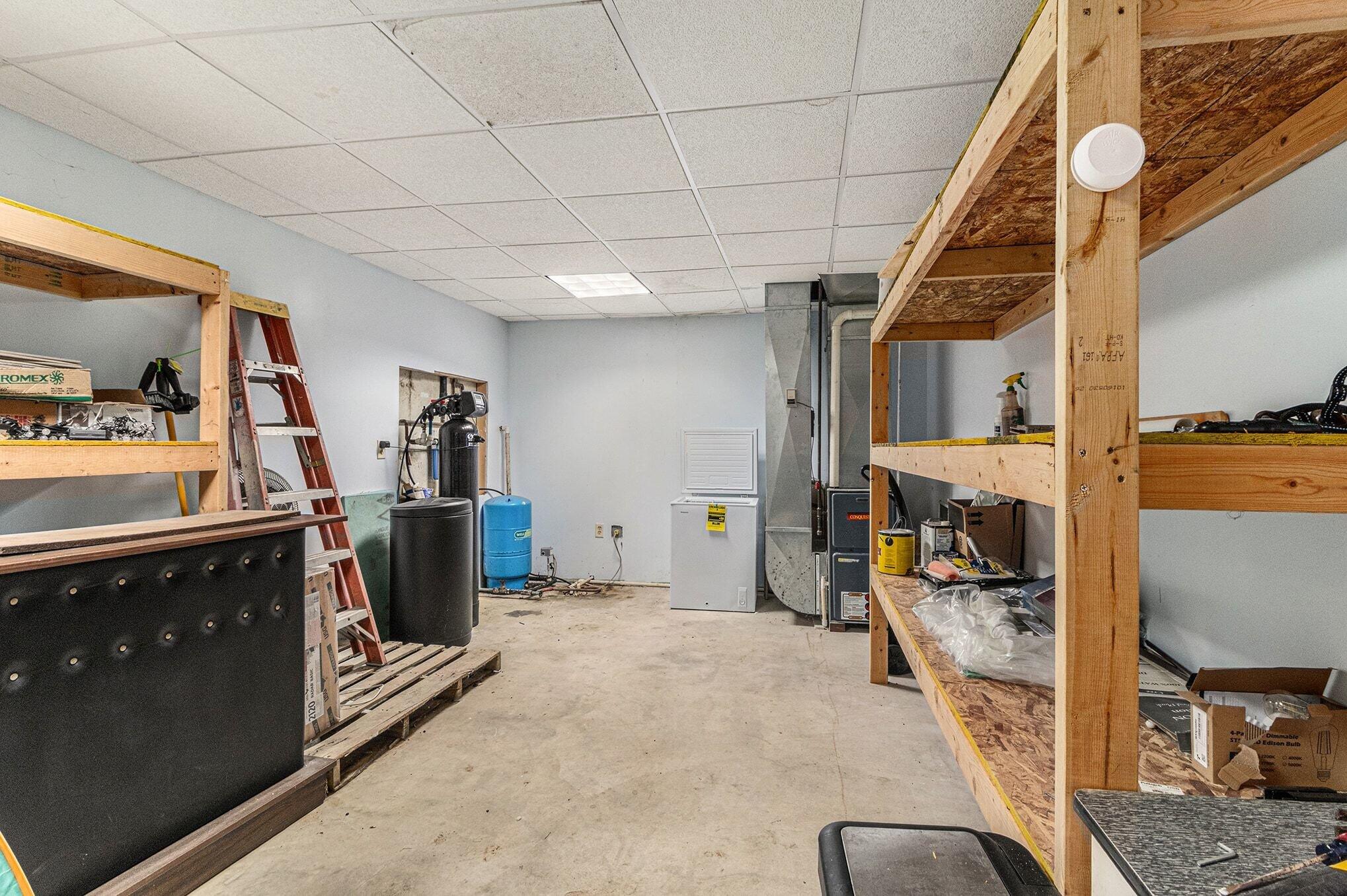 33 S 600 W, Hebron, IN 46341; Image #27