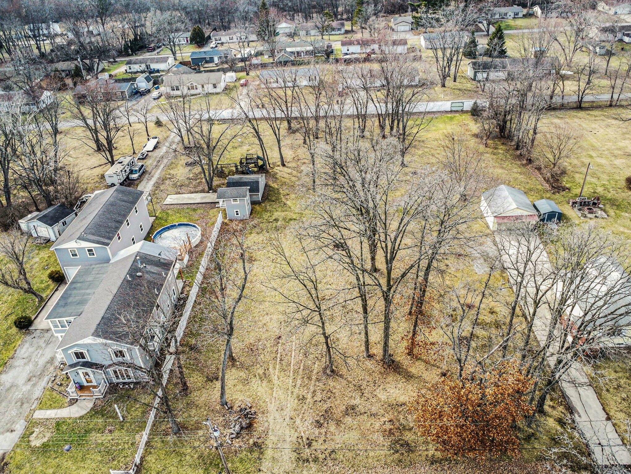 33 S 600 W, Hebron, IN 46341; Image #32