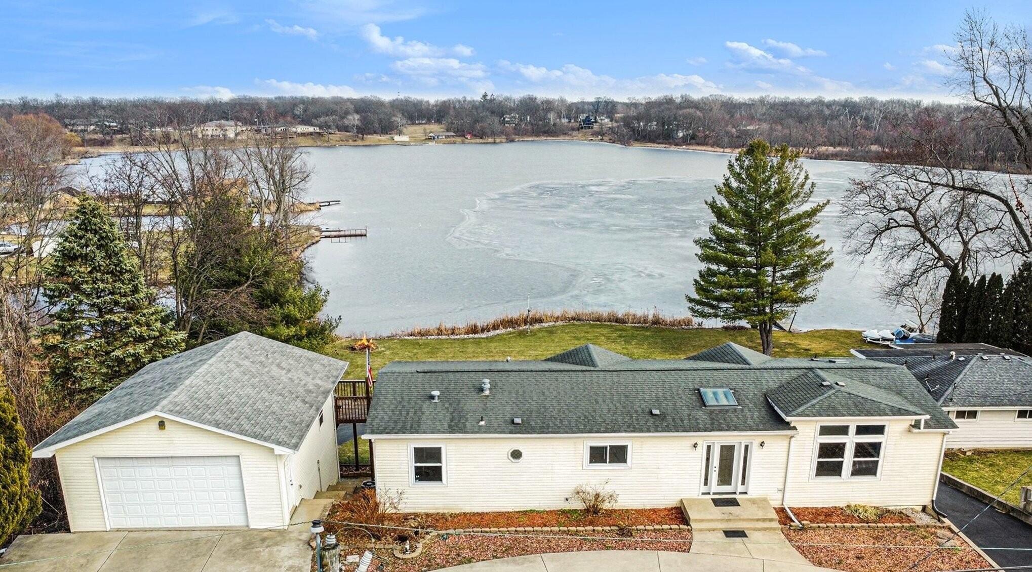 33 S 600 W, Hebron, IN 46341; Image #4