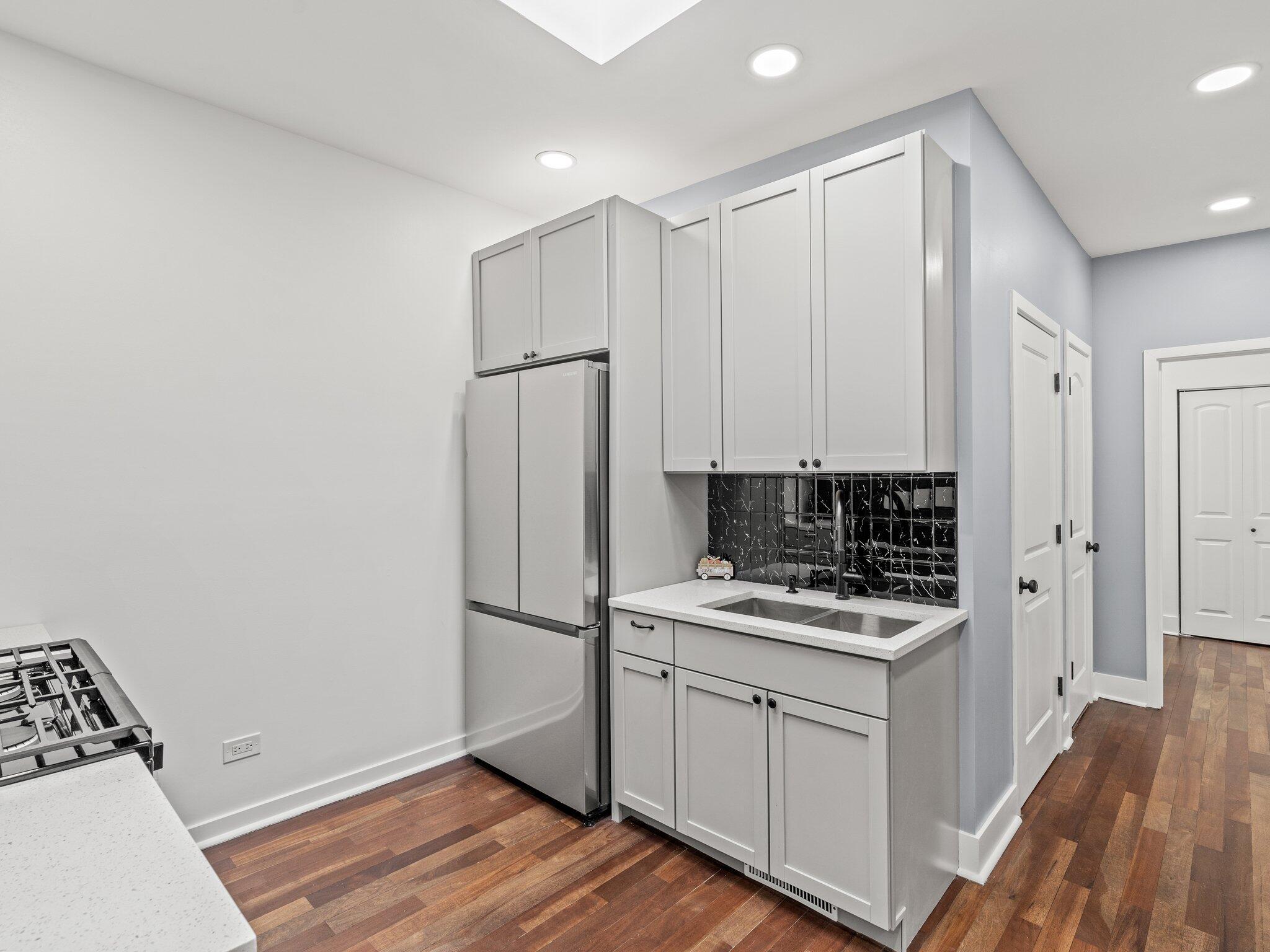 4004 Euclid Avenue, East Chicago, IN 46312; Image #17