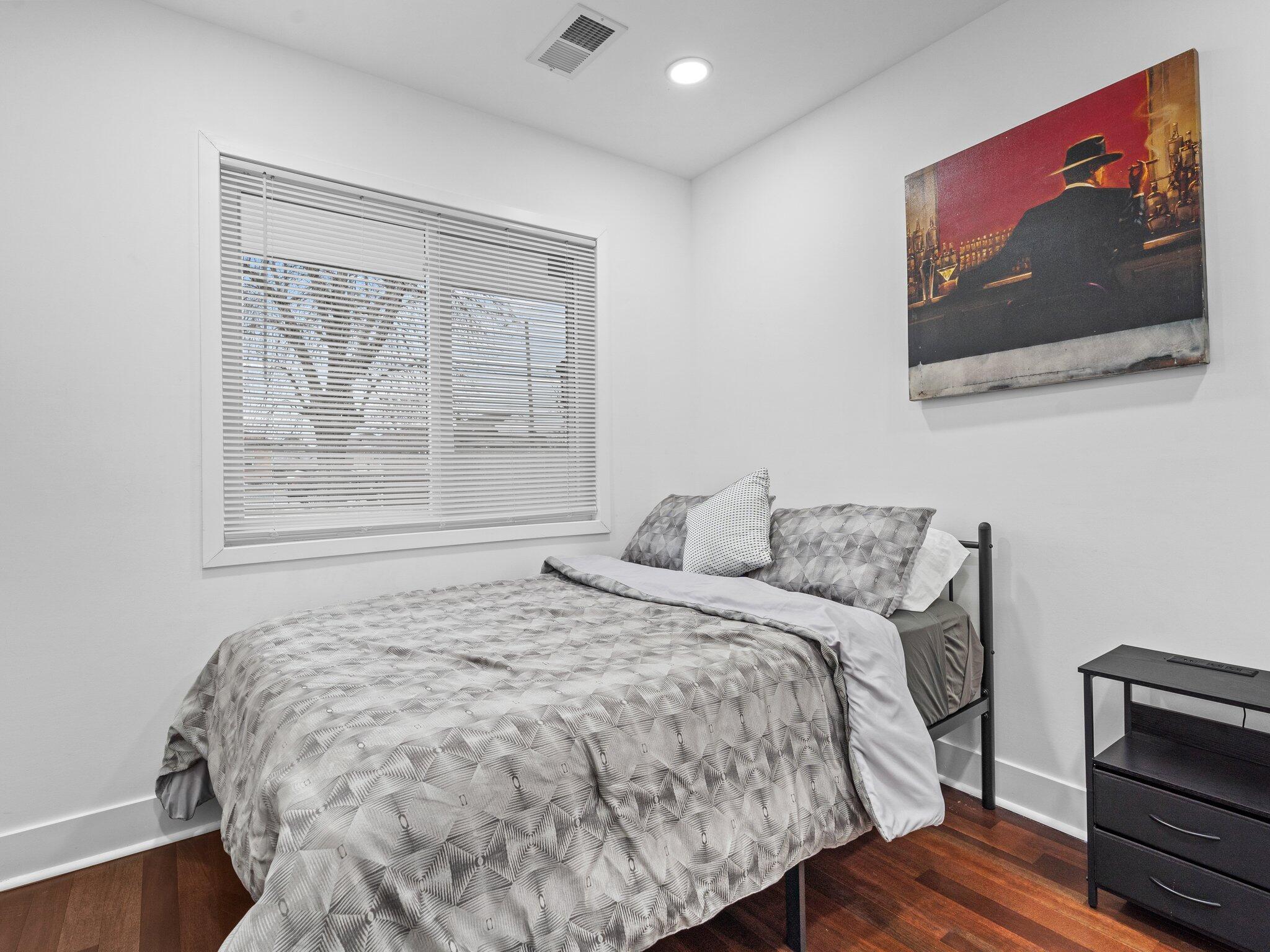 4004 Euclid Avenue, East Chicago, IN 46312; Image #25
