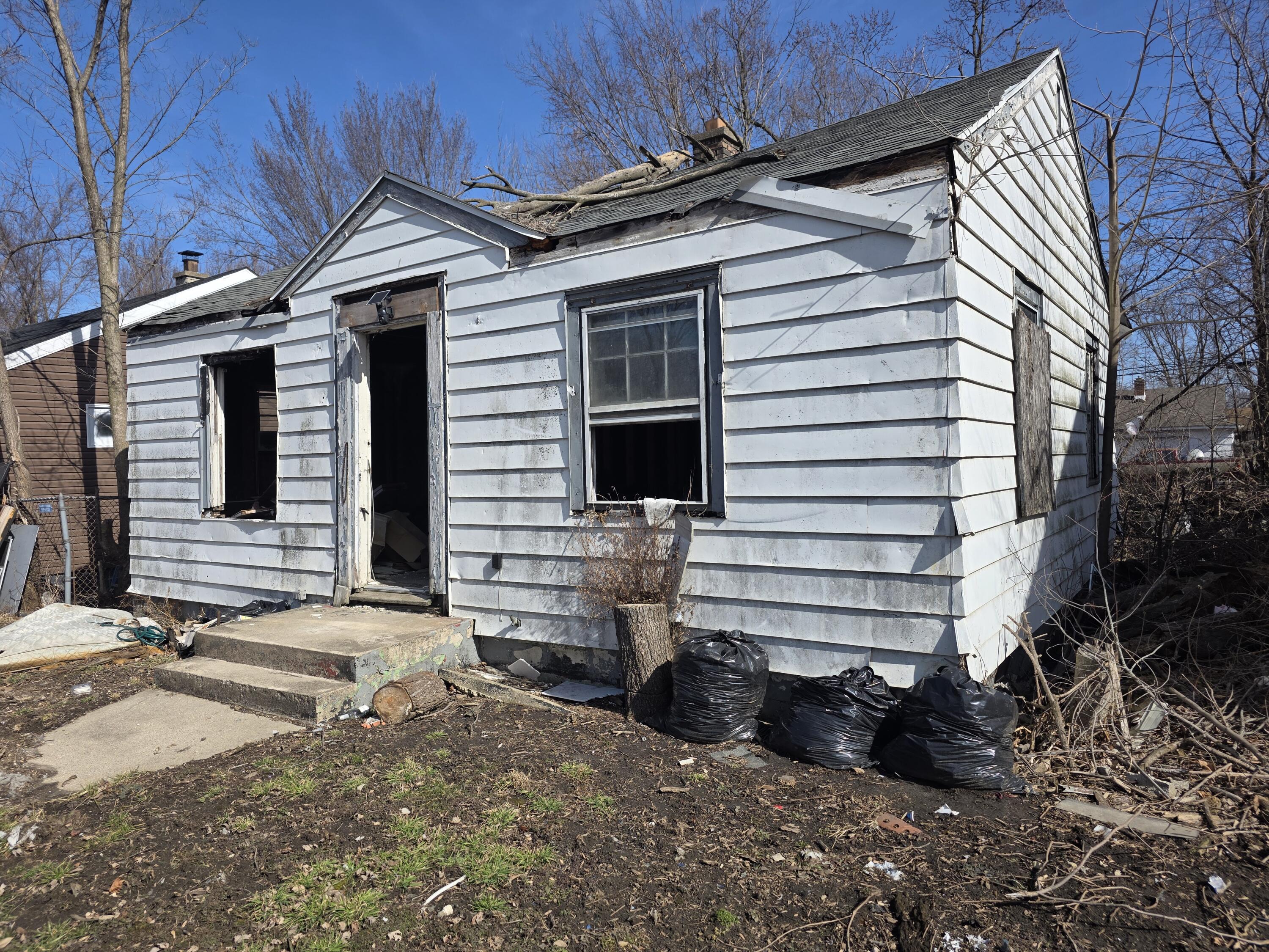 5033 Jefferson Street, Gary, IN 46408; Image #2