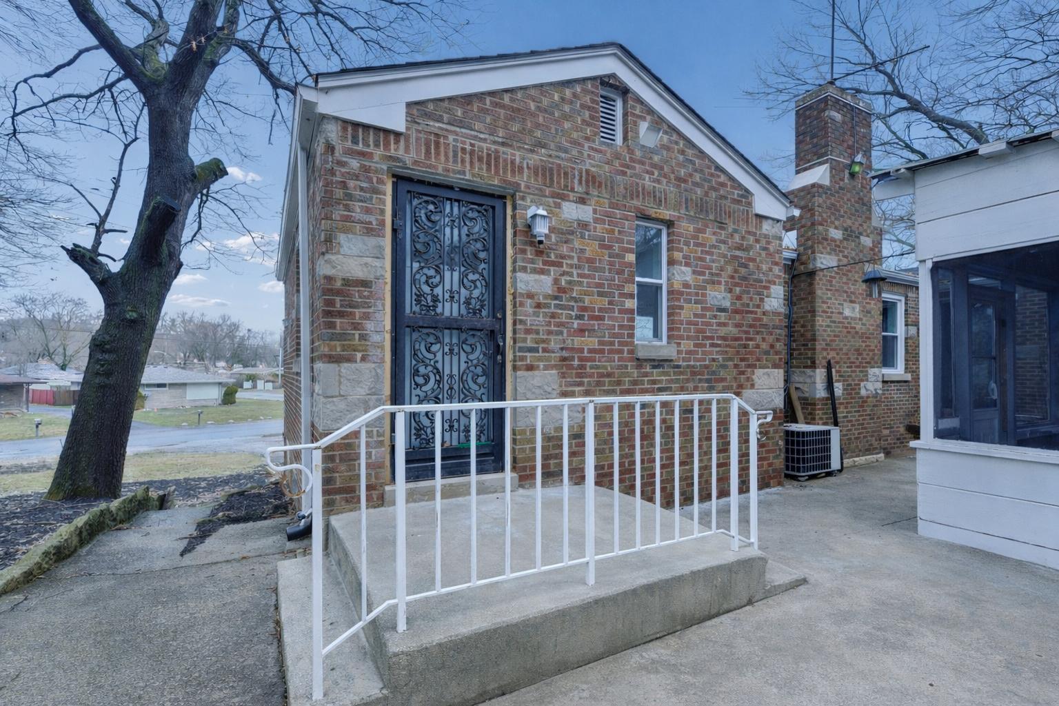 7525 Indian Boundary, Gary, IN 46403; Image #24