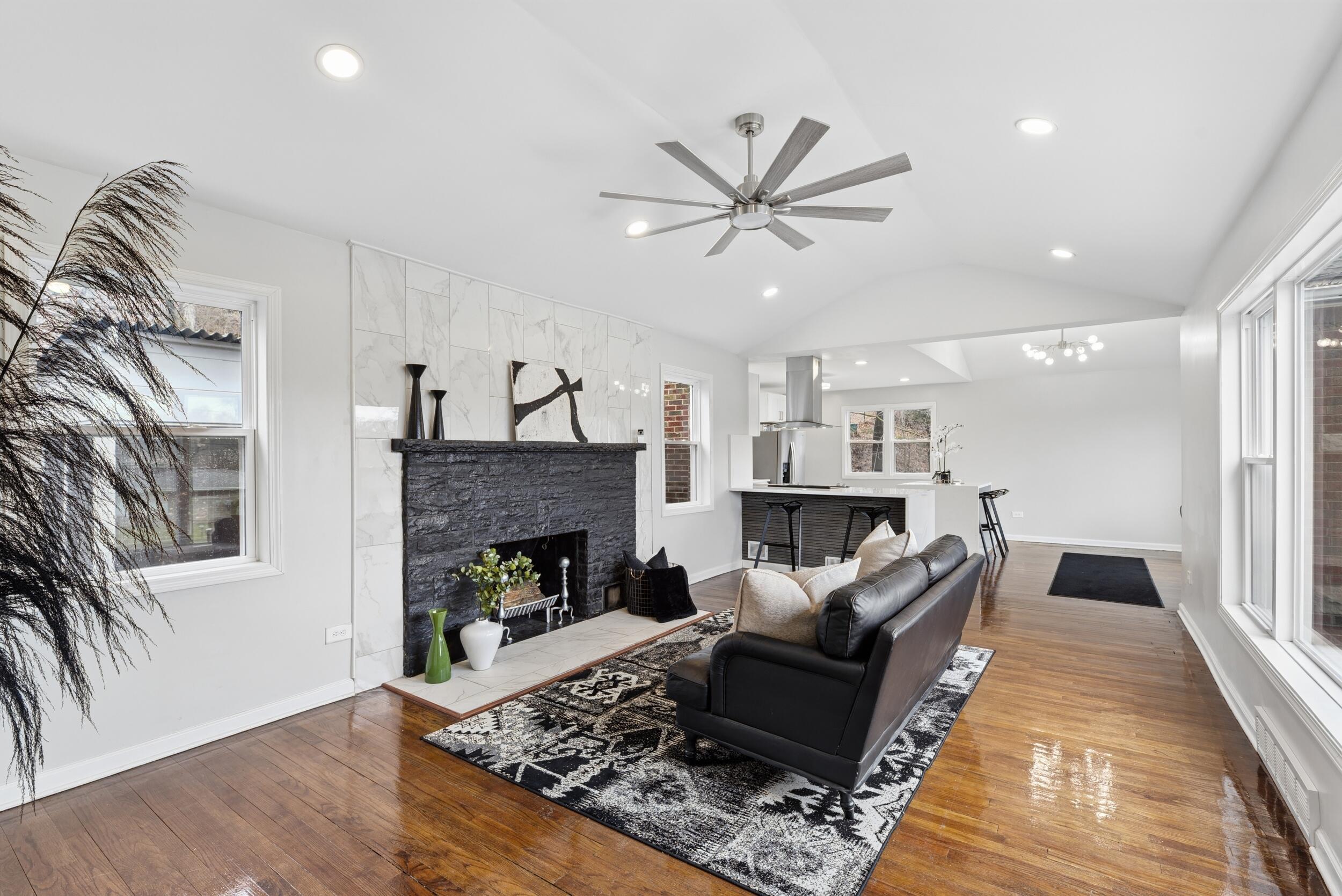 7525 Indian Boundary, Gary, IN 46403; Image #8