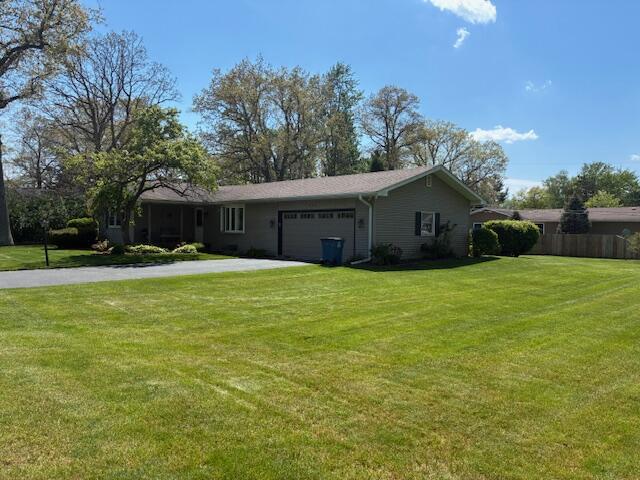 546 Gardenia Street SE, DeMotte, IN 46310; Image #2