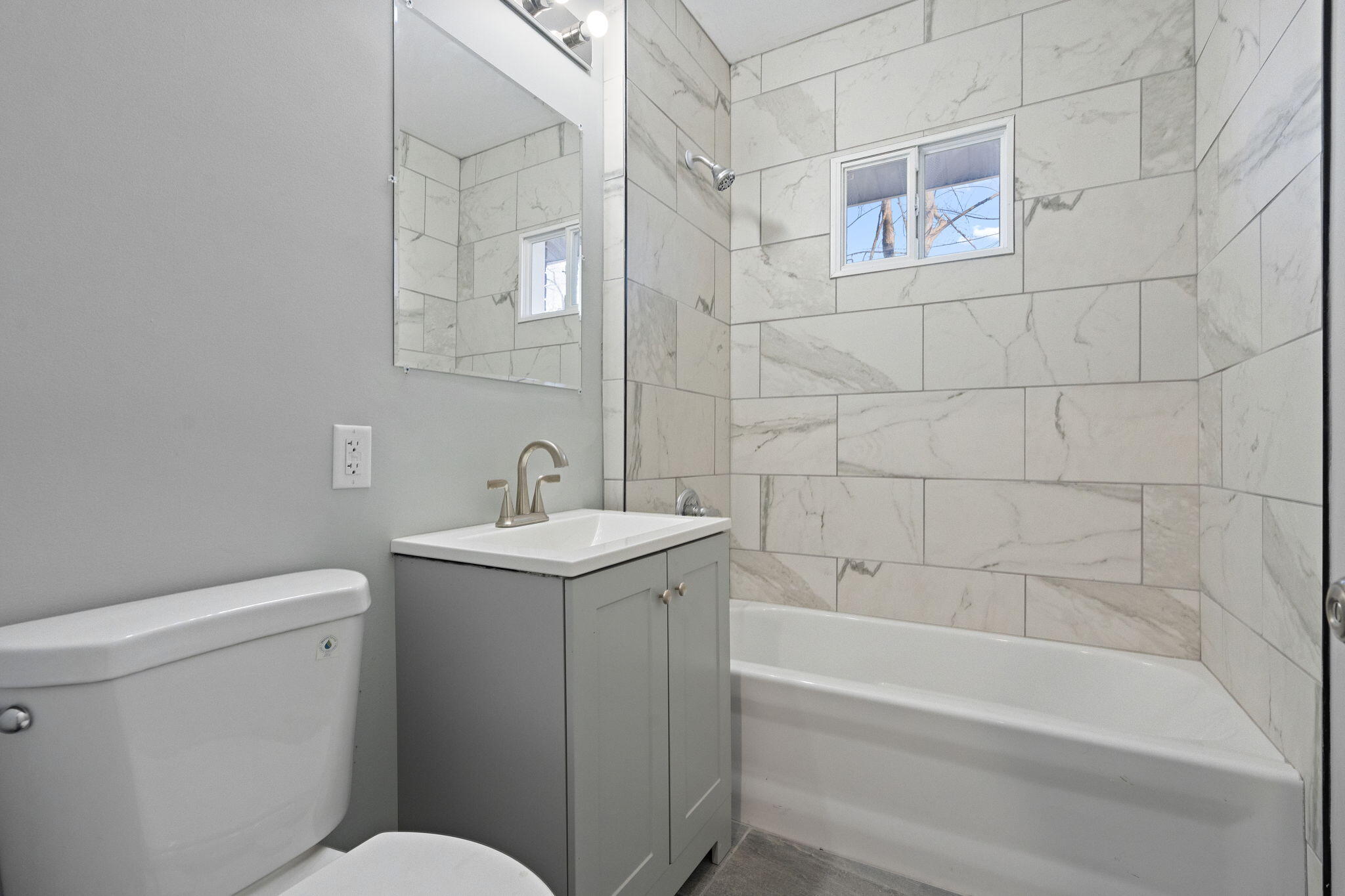 361 Madison Street, Gary, IN 46402; Image #10