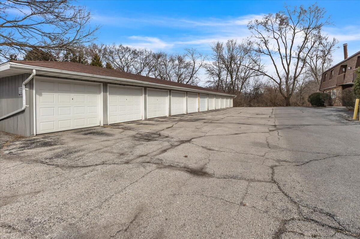 1444 Woodview Drive, Crown Point, IN #7, 46307; Image #15
