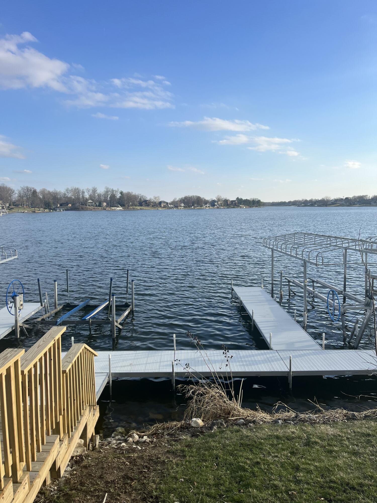2513 E Lakeshore Drive, Crown Point, IN #7, 46307; Image #16