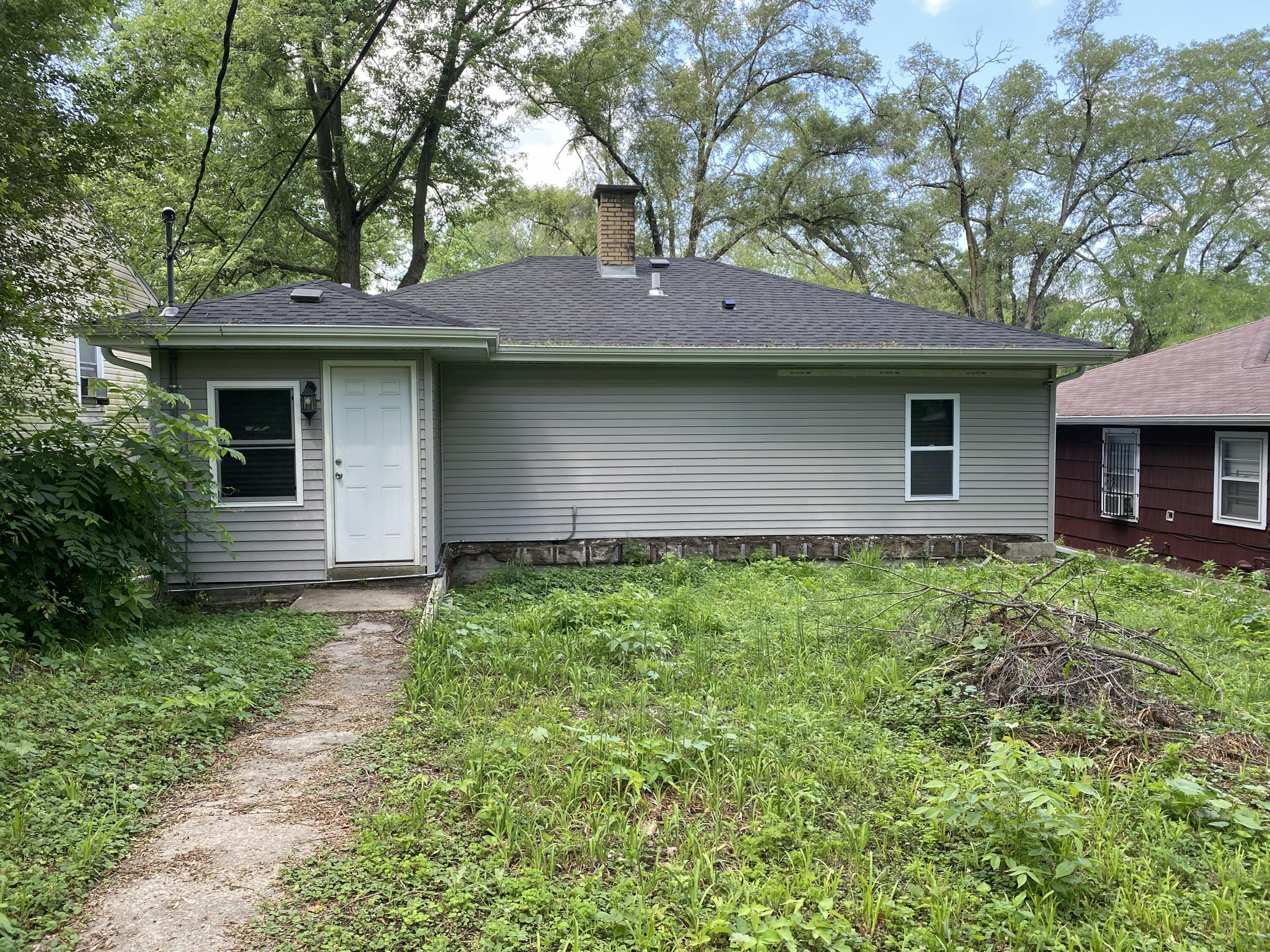 4215 Pennsylvania Street, Gary, IN 46409; Image #12