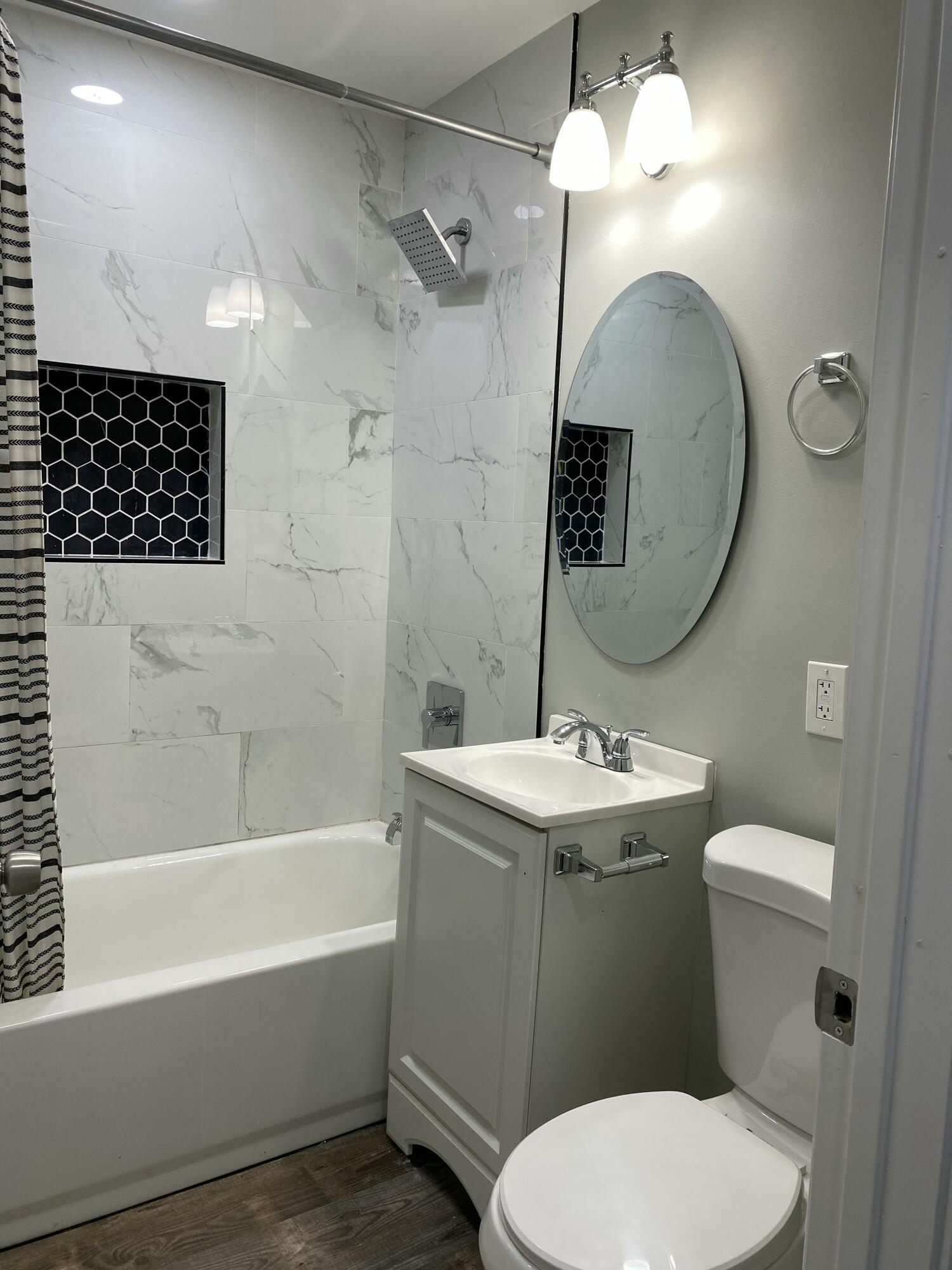 4215 Pennsylvania Street, Gary, IN 46409; Image #8
