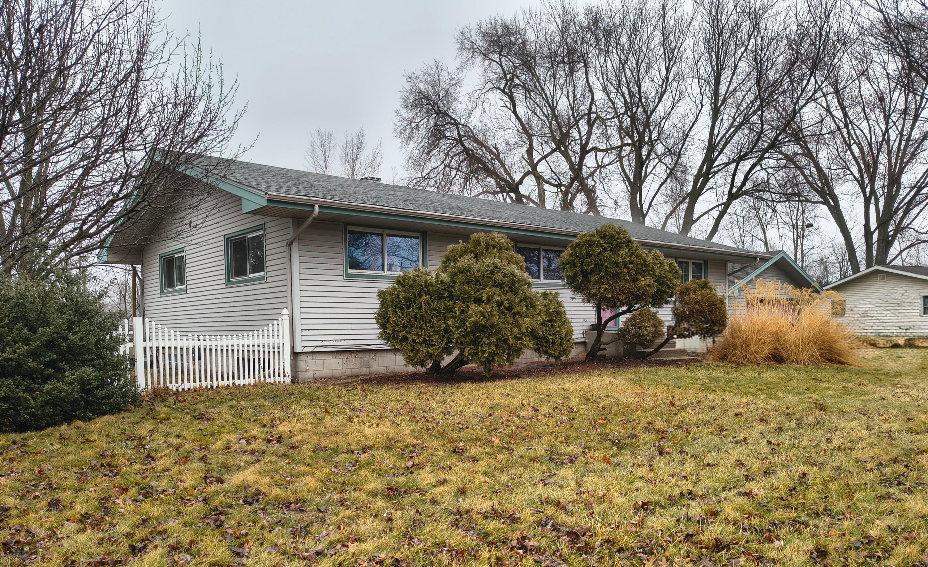 6512 Evergreen Avenue, Portage, IN 46368; Image #2