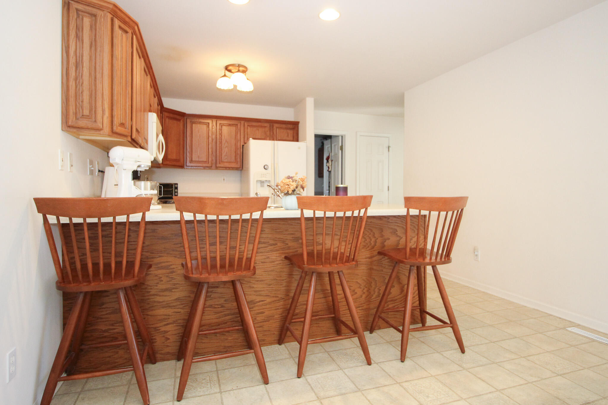 1281 Medlee Drive, Hobart, IN 46342; Image #8