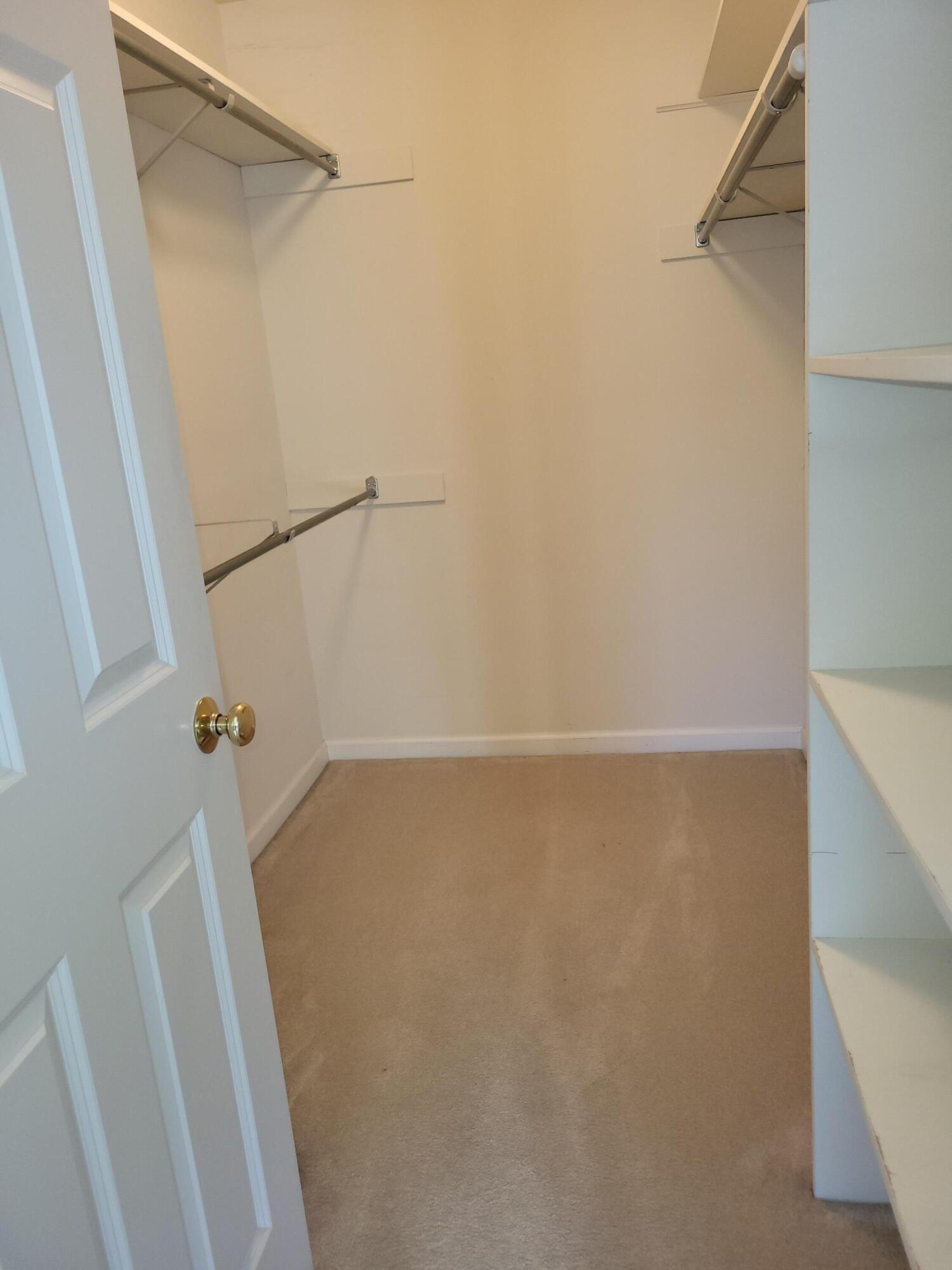 2720 Georgetowne Drive, Highland, IN #B2, 46322; Image #14