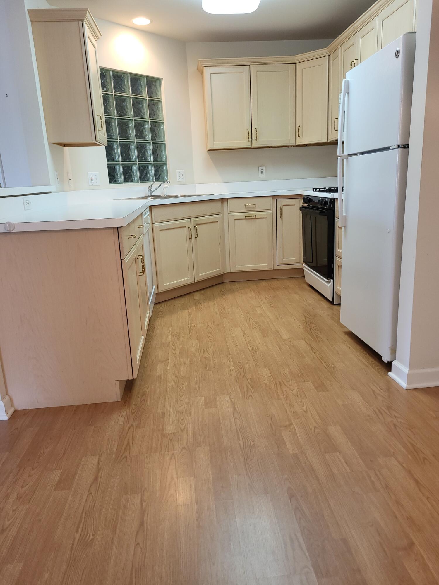 2720 Georgetowne Drive, Highland, IN #B2, 46322; Image #4