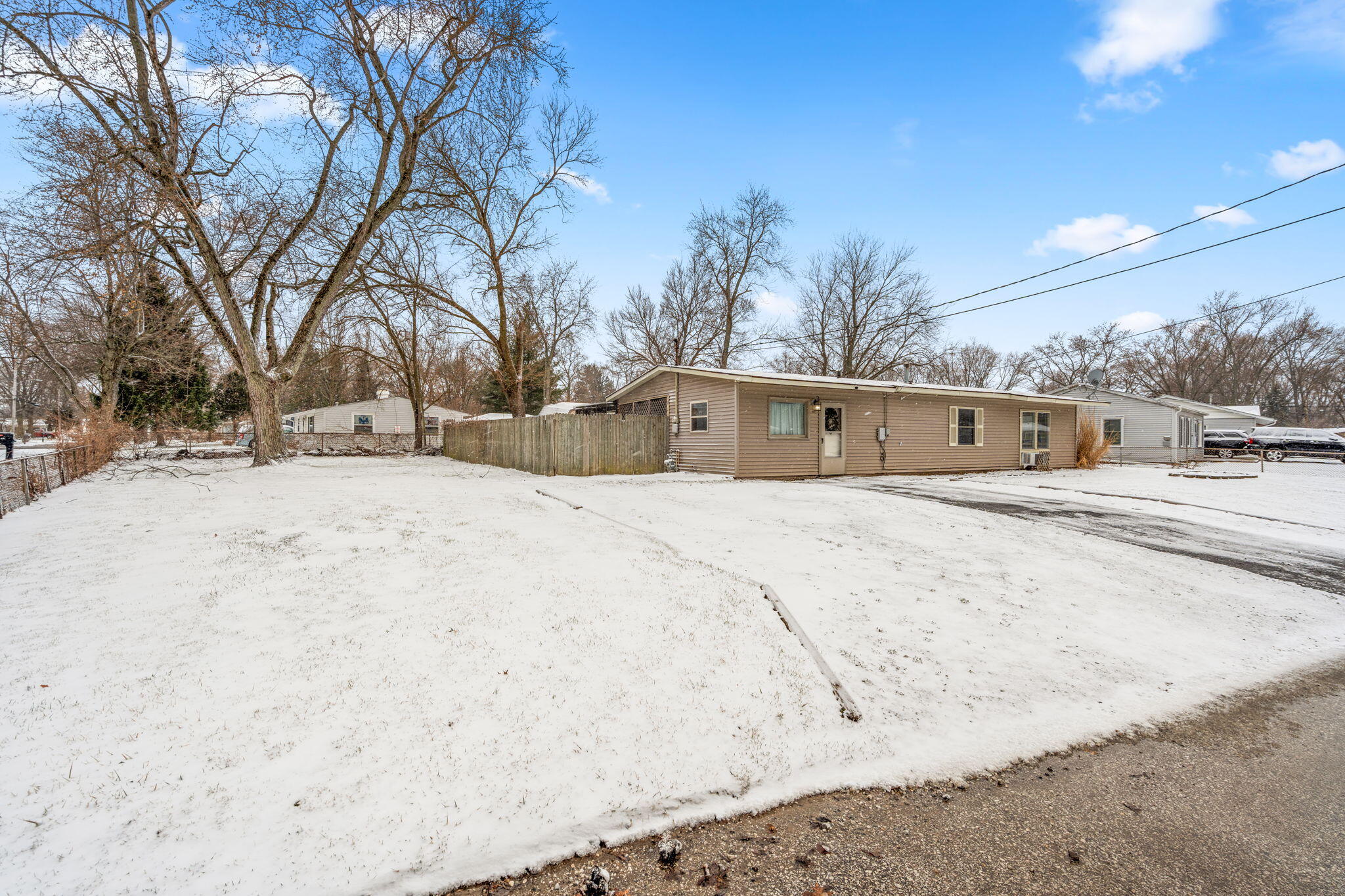 407 Michigami Trail, Porter, IN 46304; Image #15
