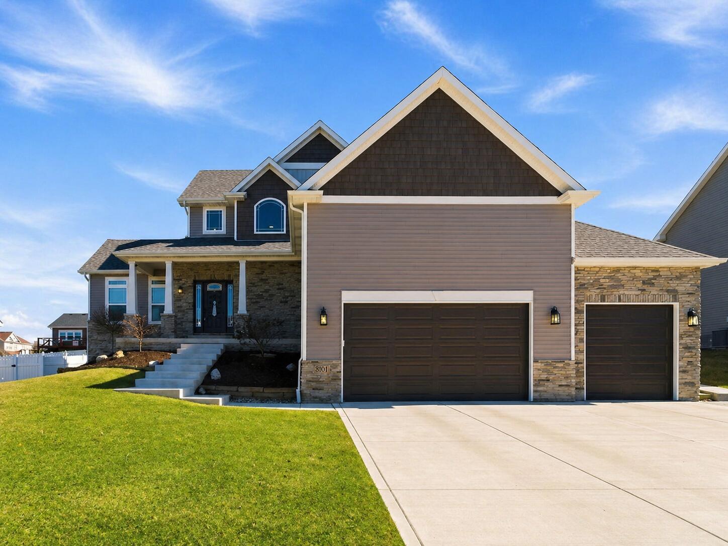 3104 Westwind Drive, Valparaiso, IN 46385; Image #2