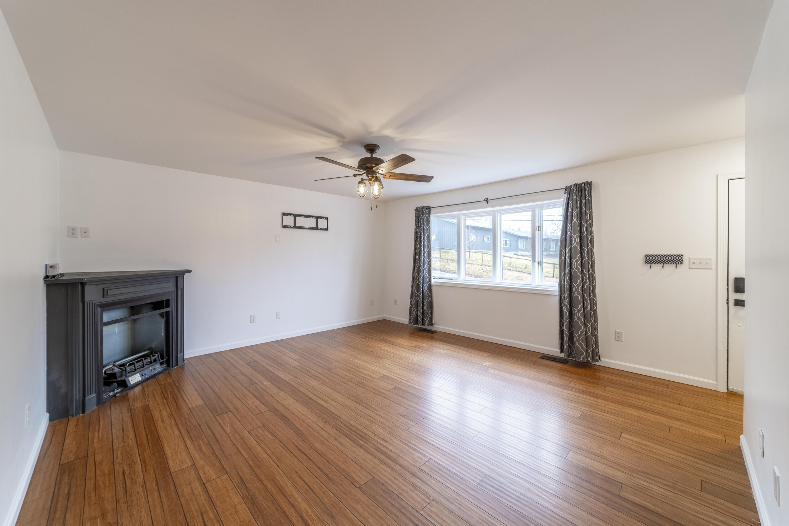 11101 W 125th Avenue, Cedar Lake, IN 46303; Image #15
