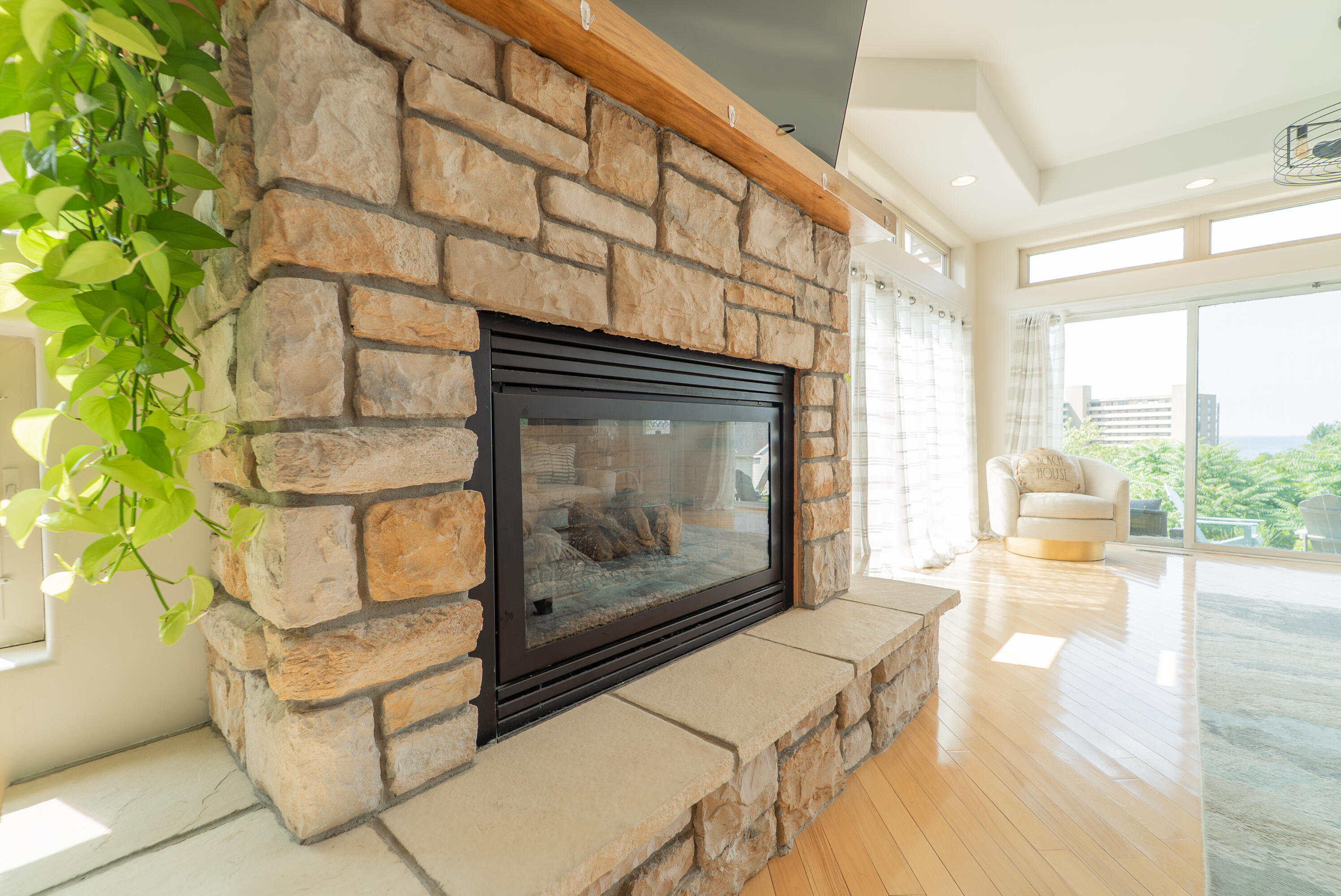 206 Hilltop Avenue, Michigan City, IN 46360; Image #9