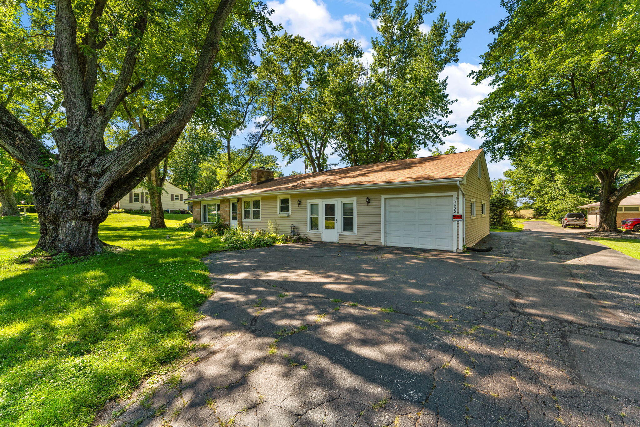 2800 E 73rd Avenue, Merrillville, IN 46410; Image #2