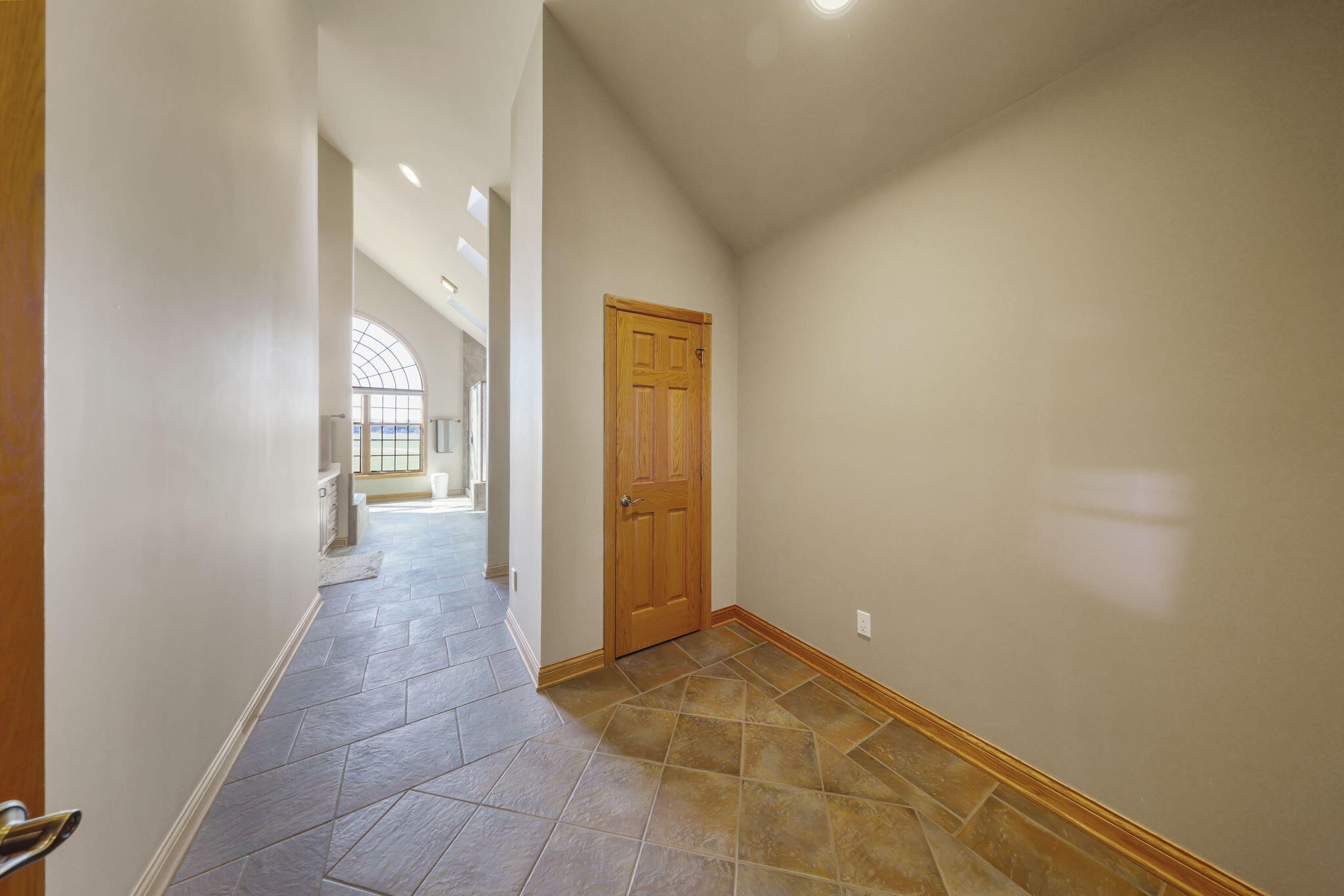 1137 N 475 E, Chesterton, IN 46304; Image #30