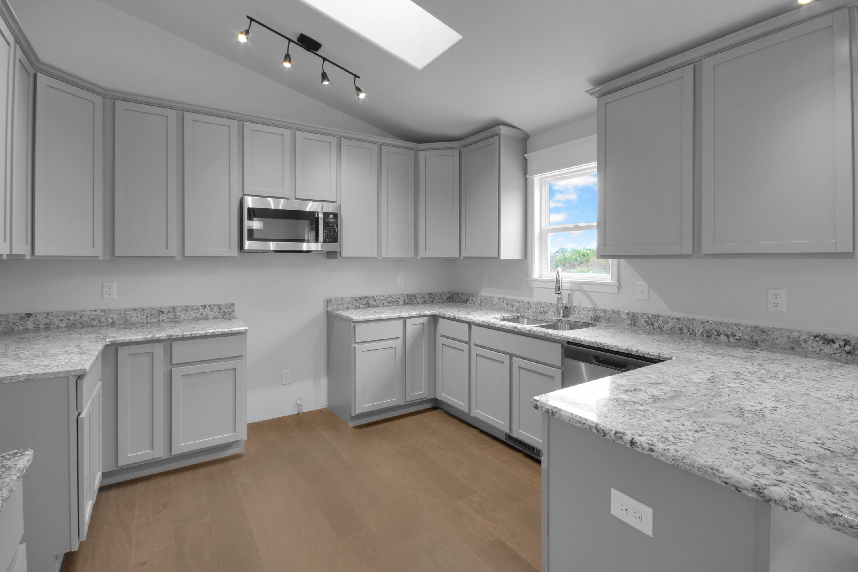 3008 W 82nd Place, Merrillville, IN 46410; Image #6